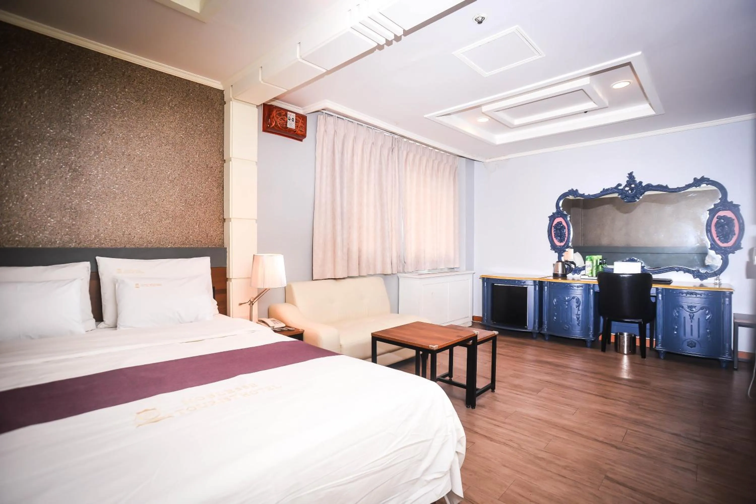 Bed in Hotel Noblesse