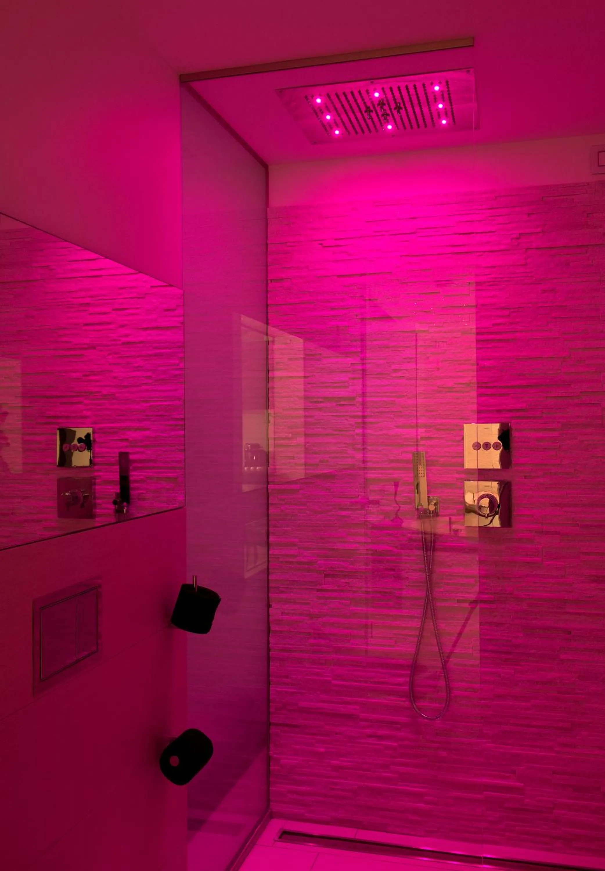 Bathroom in Aparthotel Duomo