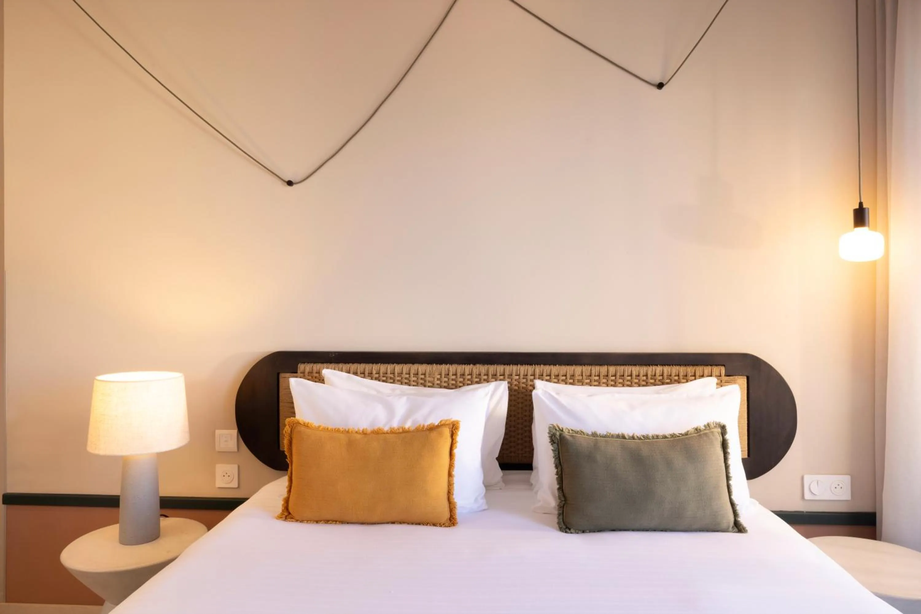 Bedroom, Bed in Crisol Promenade