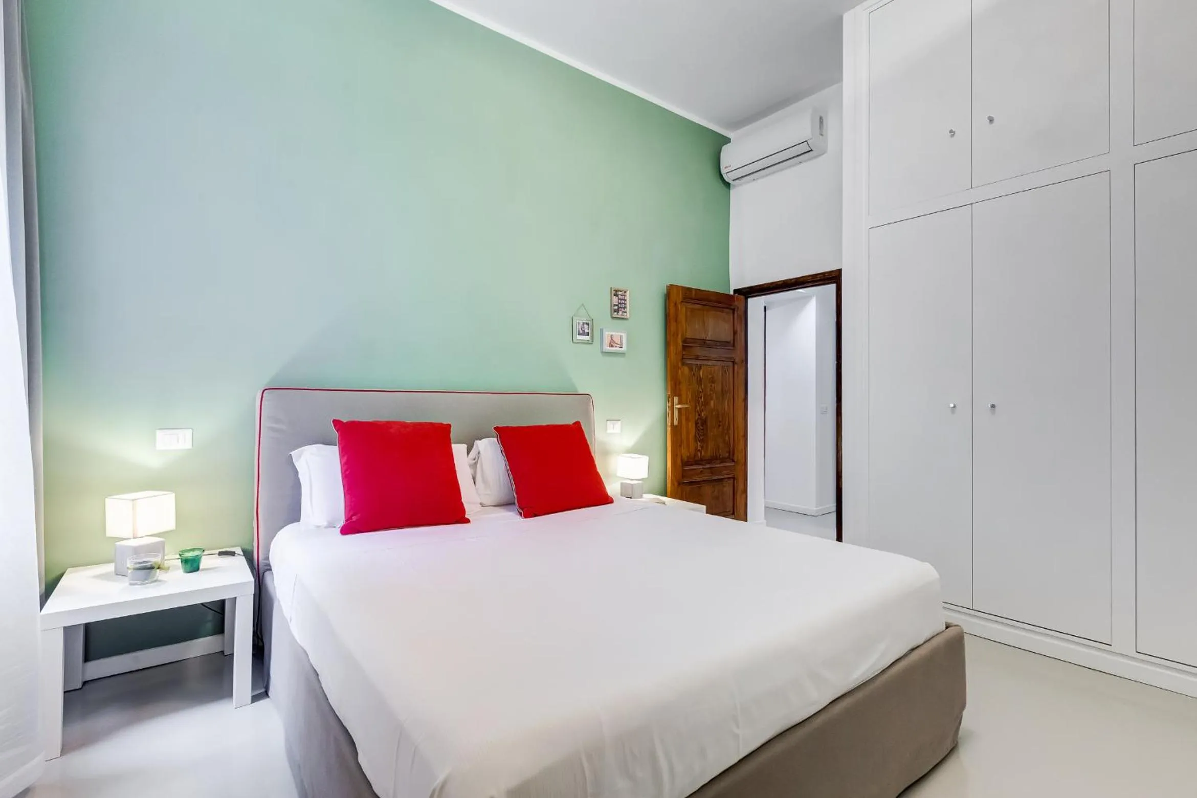 Bed in Colosseo Exclusive House by Premium Suites Collection