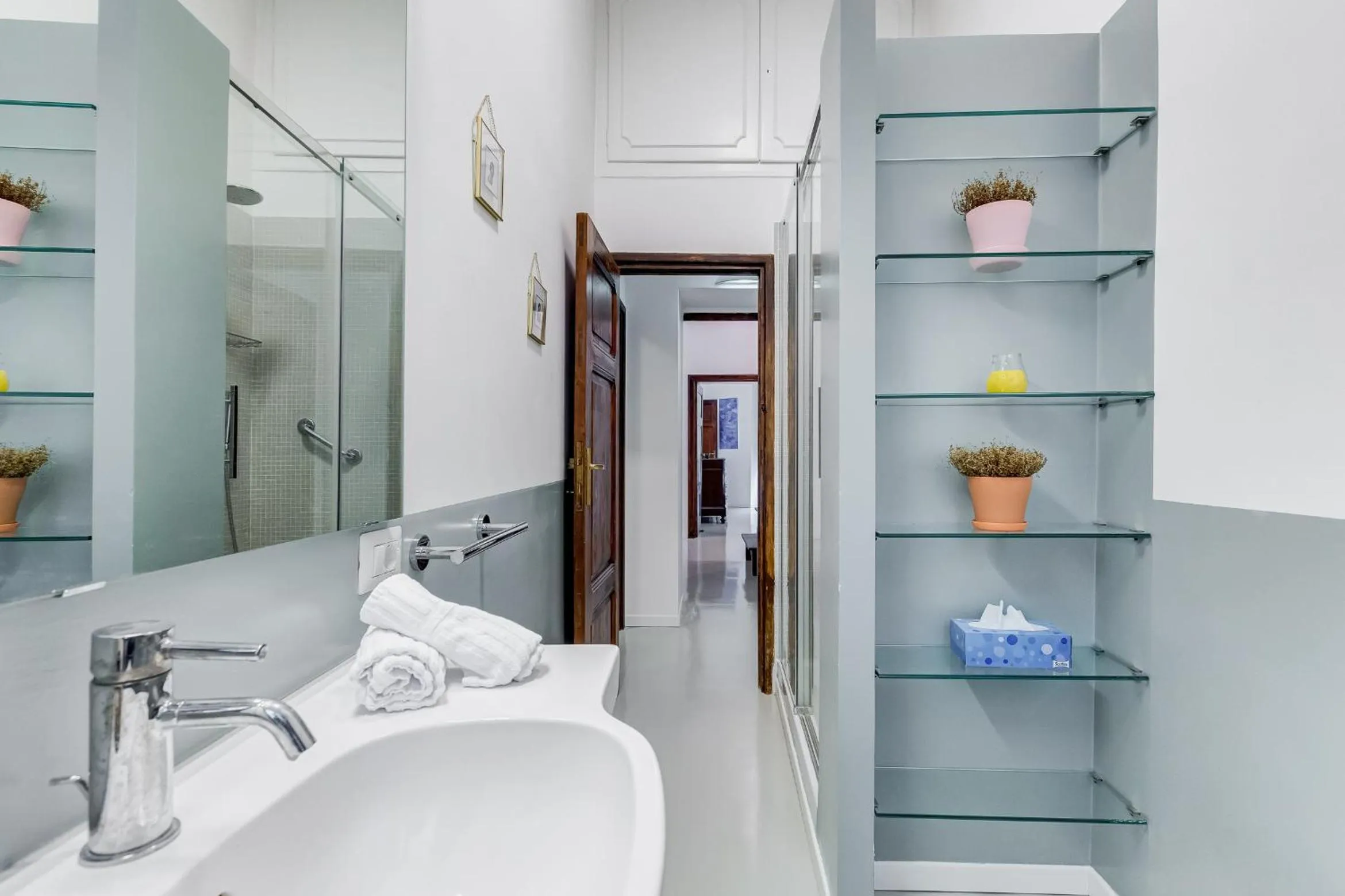 Bathroom in Colosseo Exclusive House by Premium Suites Collection