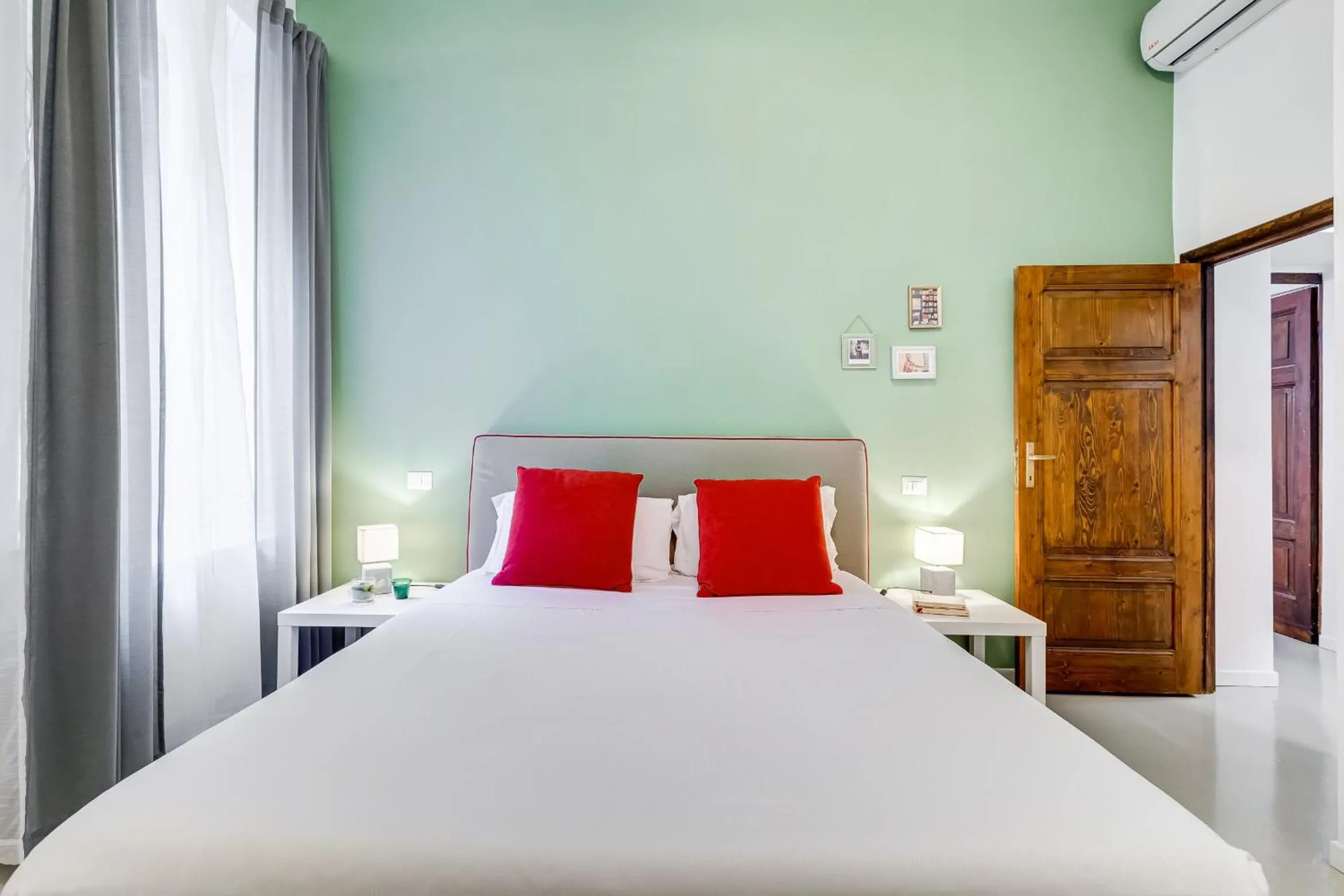 Bed in Colosseo Exclusive House by Premium Suites Collection