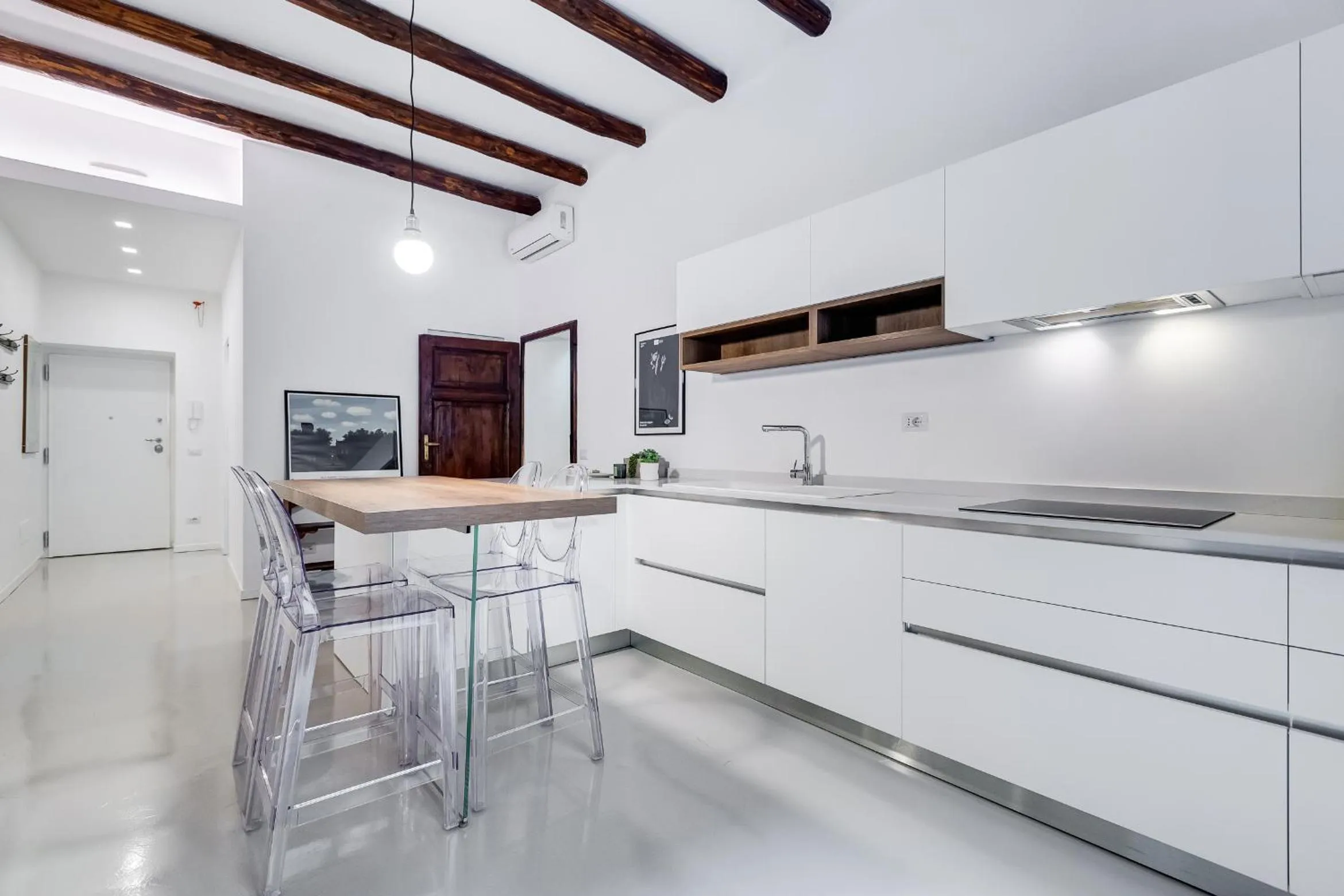Kitchen or kitchenette in Colosseo Exclusive House by Premium Suites Collection