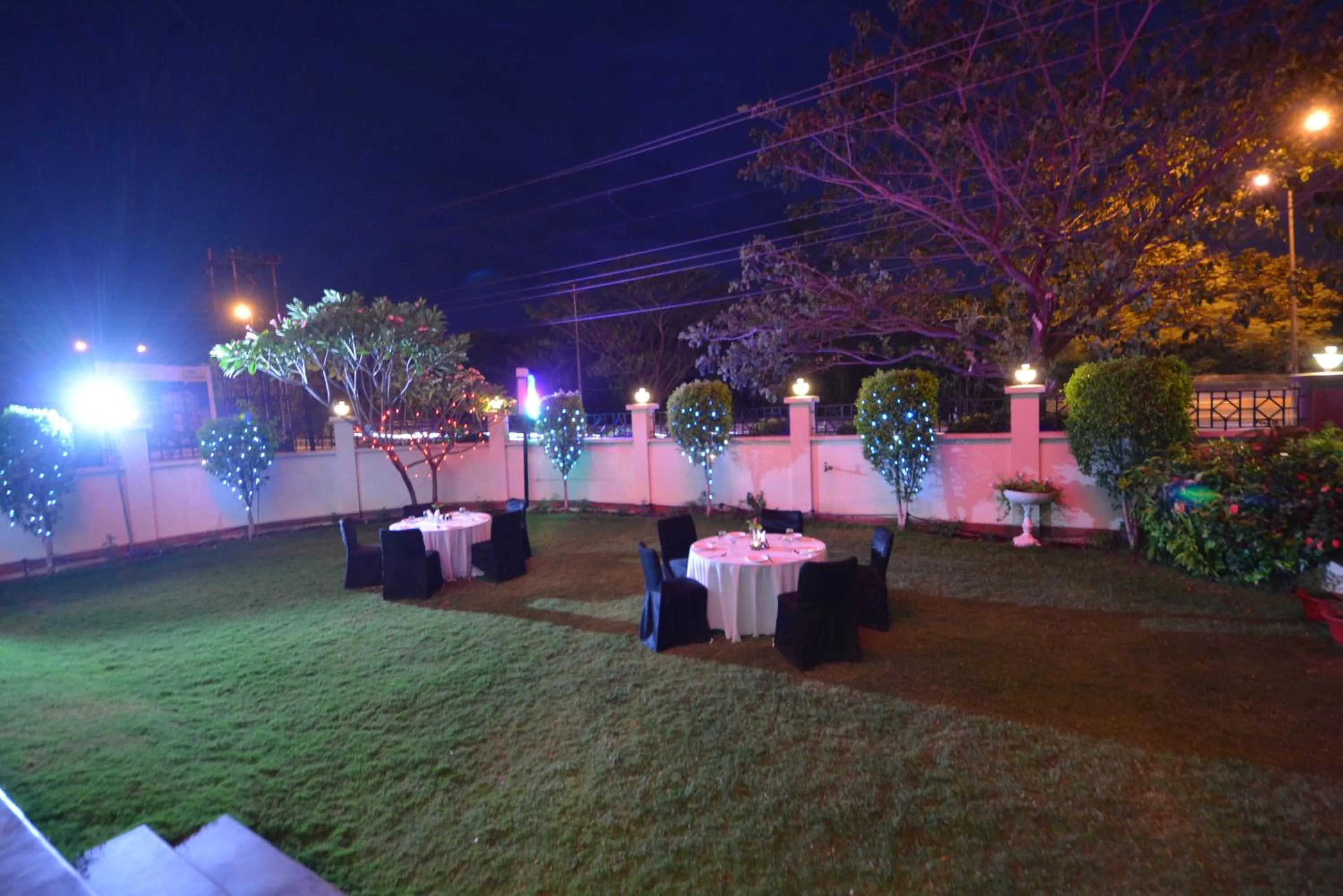 Garden in The Legend Inn @Nagpur