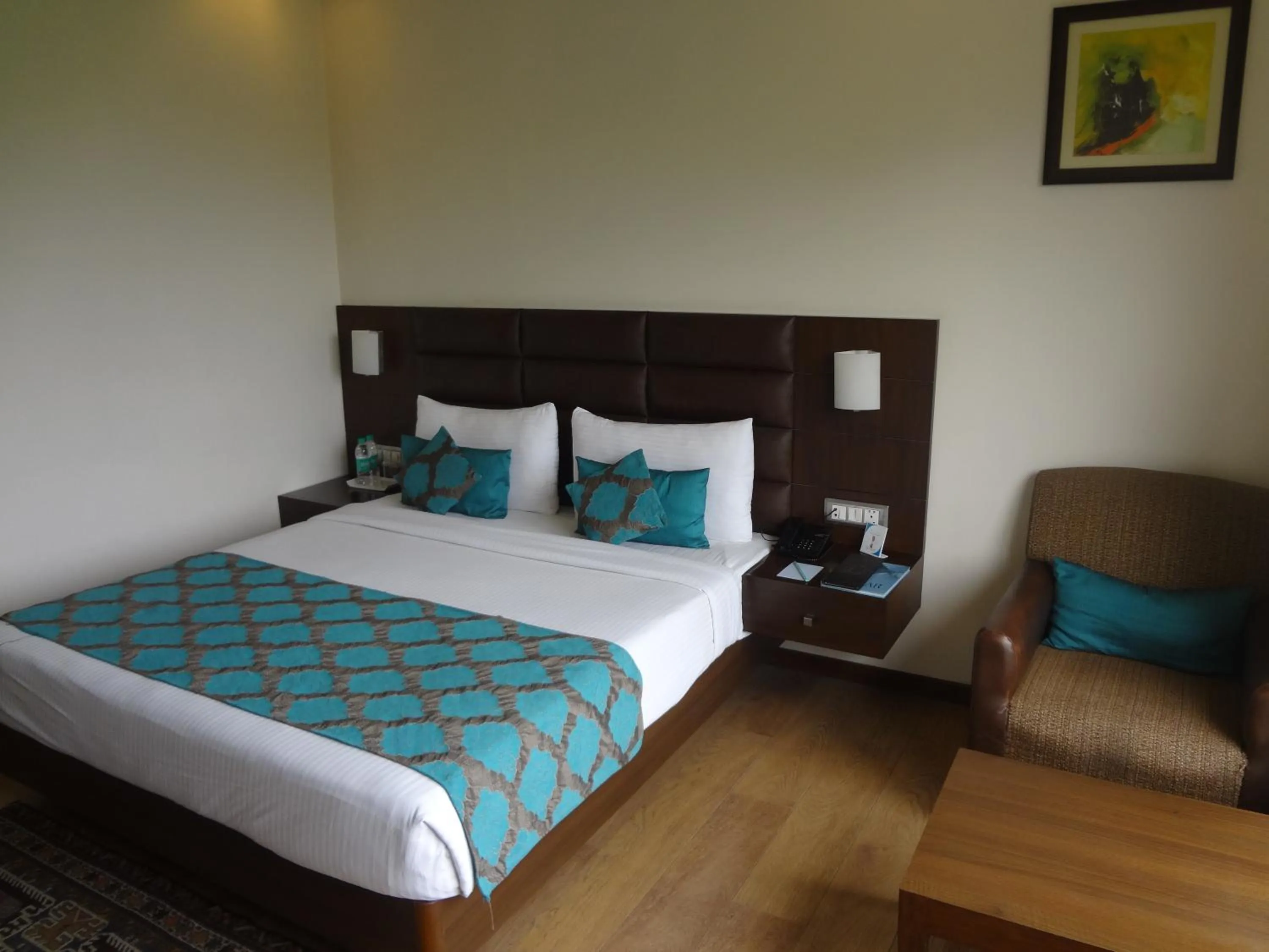 Bathroom, Bed in The Legend Inn @Nagpur