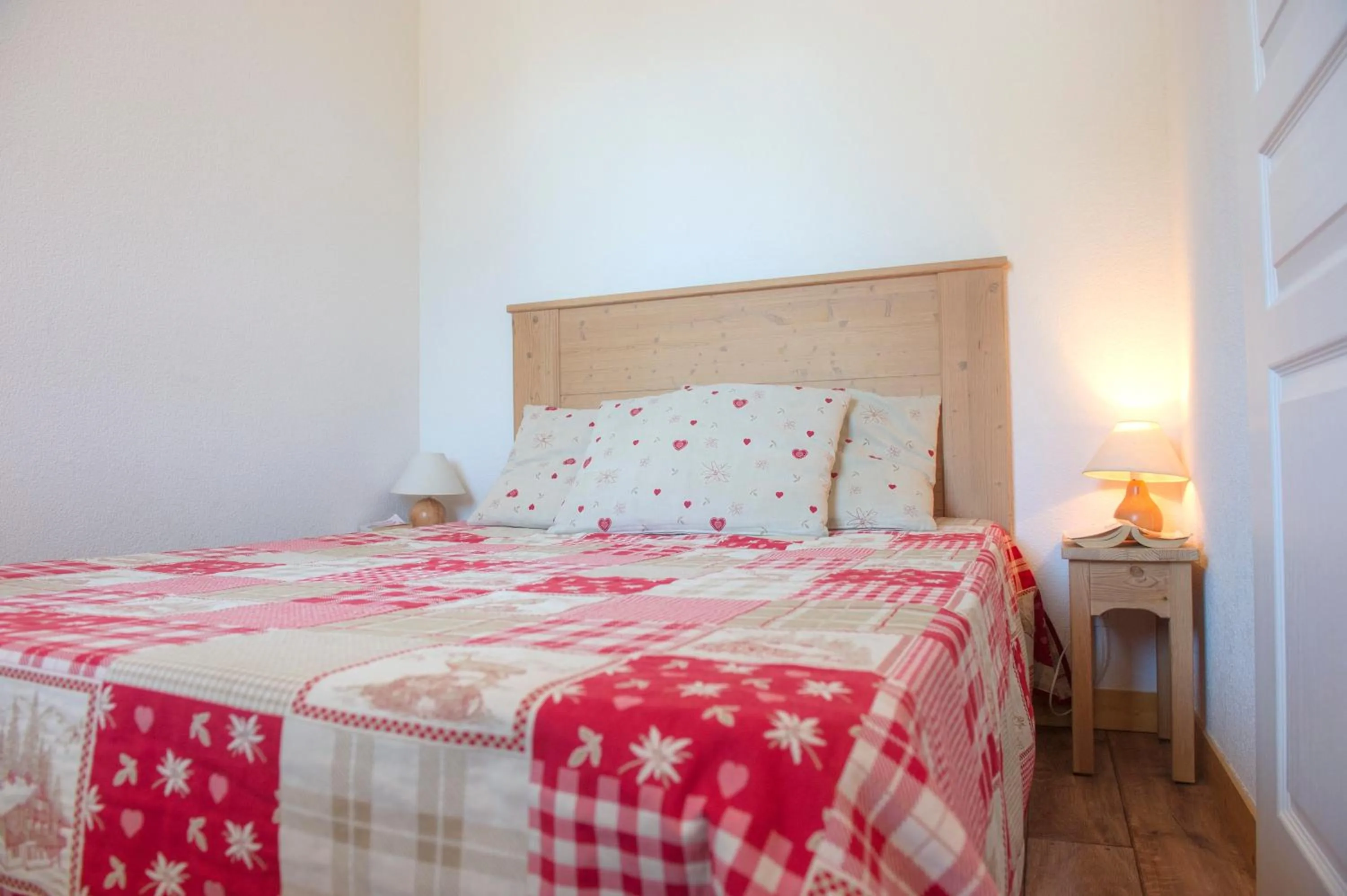 Bedroom, Bed in Résidence Goélia Le Balcon des Neiges