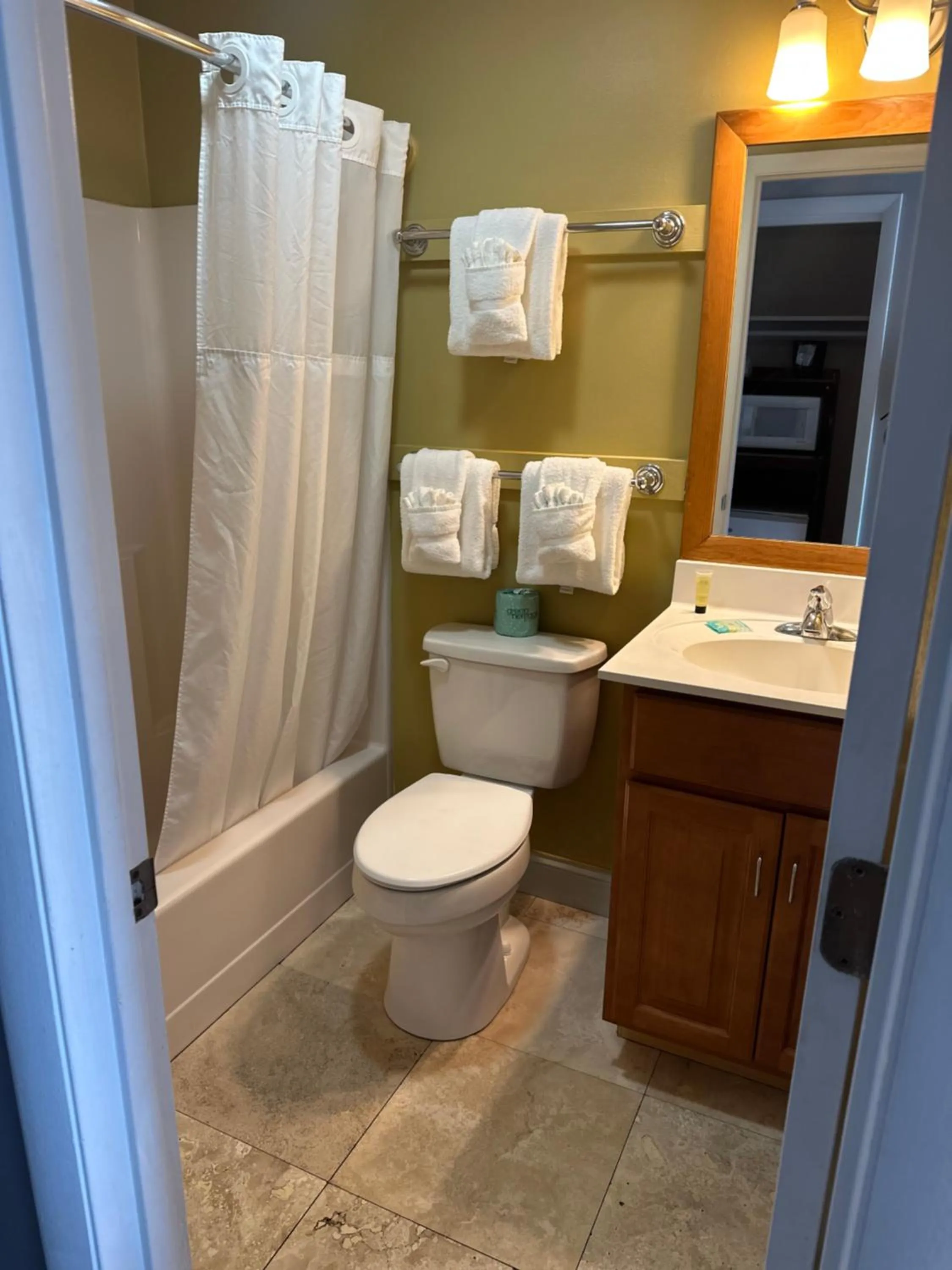 Trade Winds on the Bay