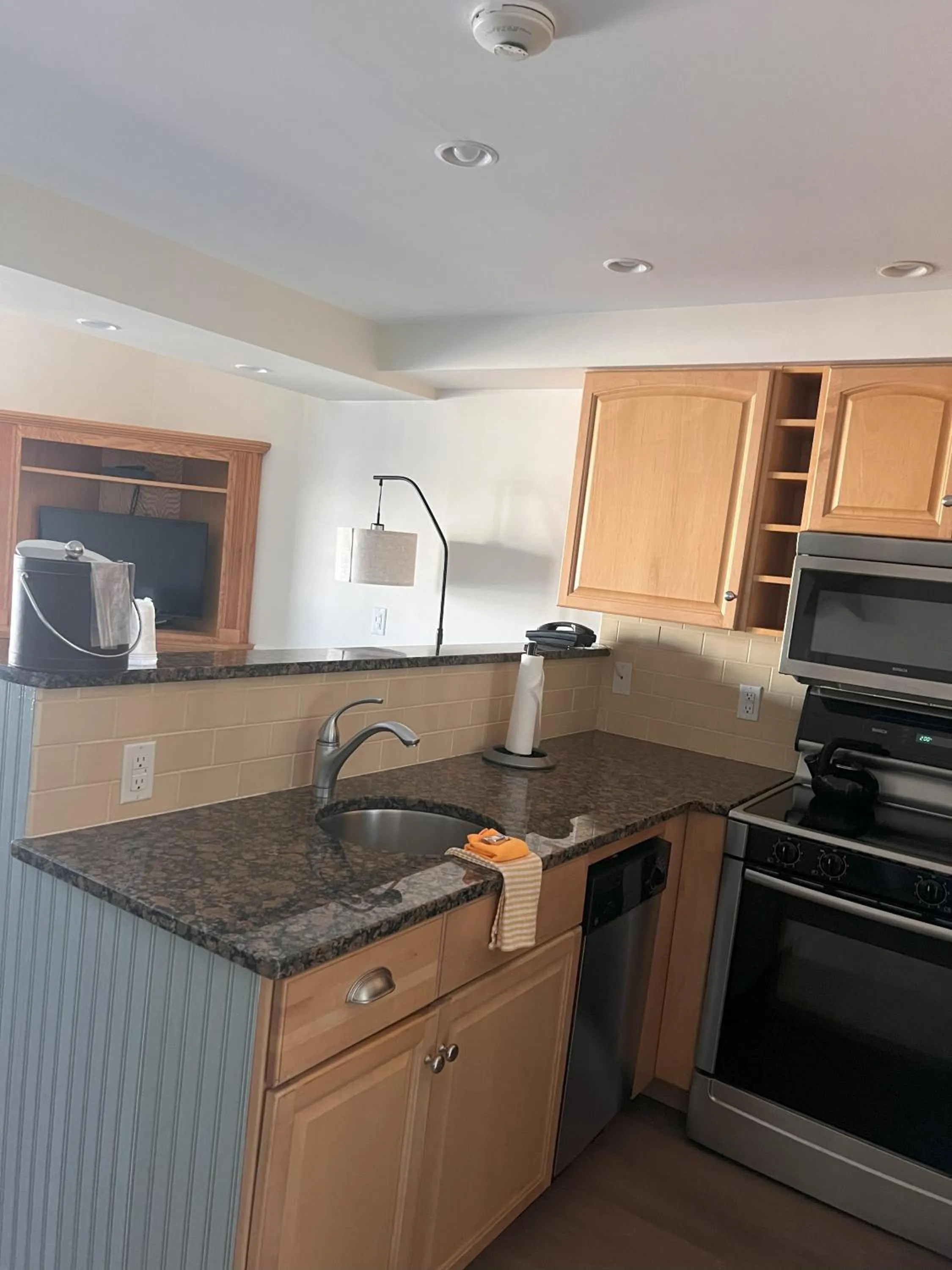 Trade Winds on the Bay