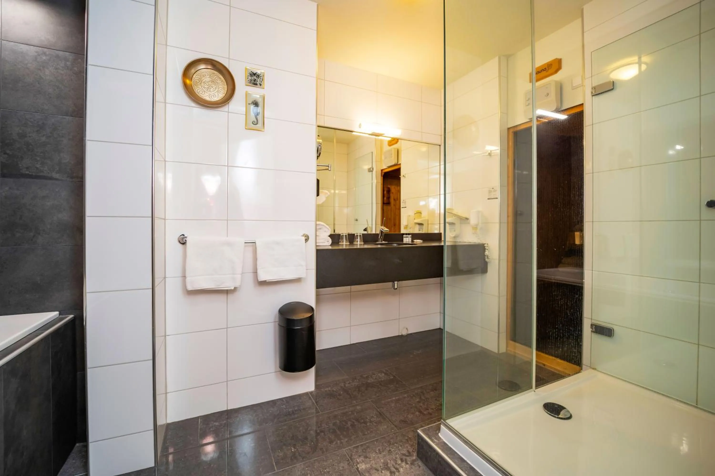 Bathroom in Fletcher Hotel-Restaurant Arion-Vlissingen