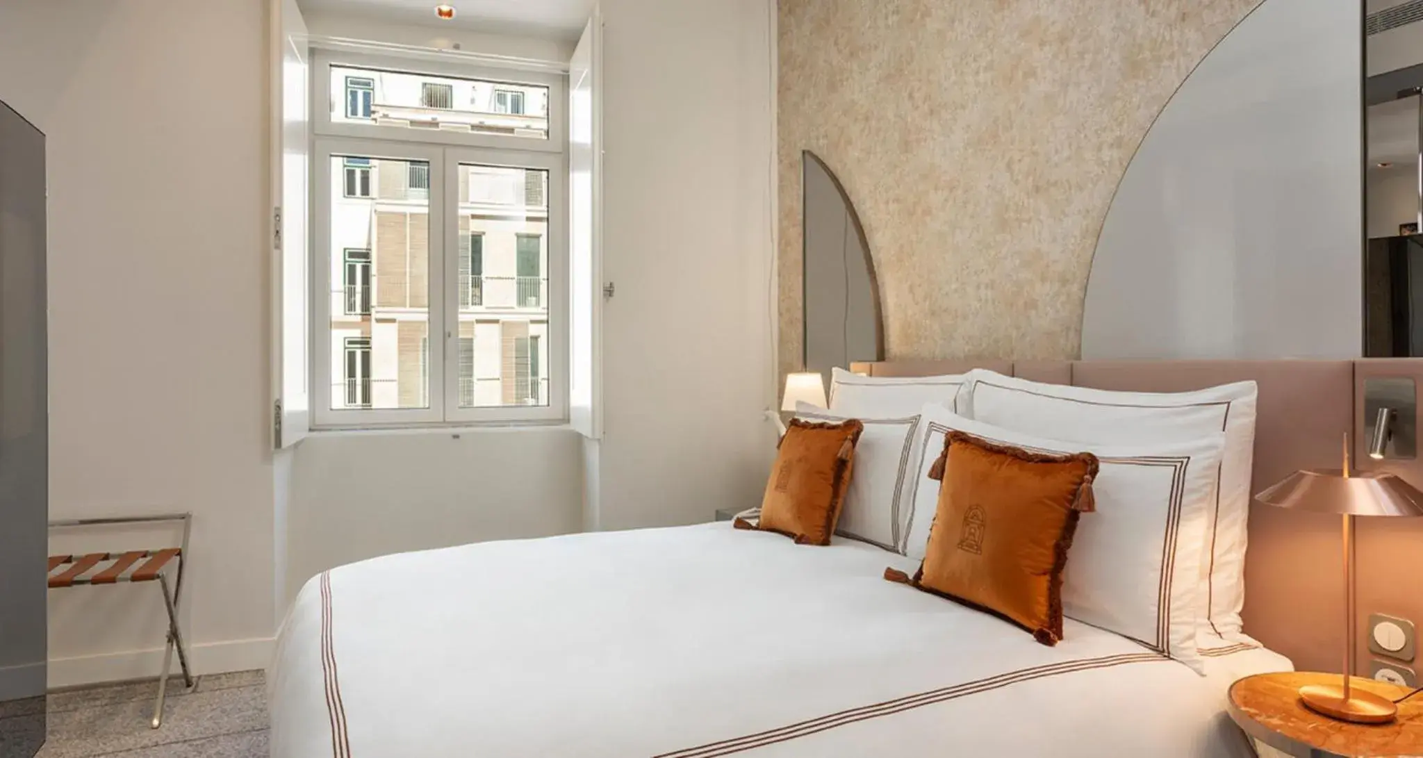 Premium King Room with Cloister View in Convent Square Lisbon, Vignette Collection by IHG Premium King Room with Cloister View in Convent Square Lisbon, Vignette Collection by IHG