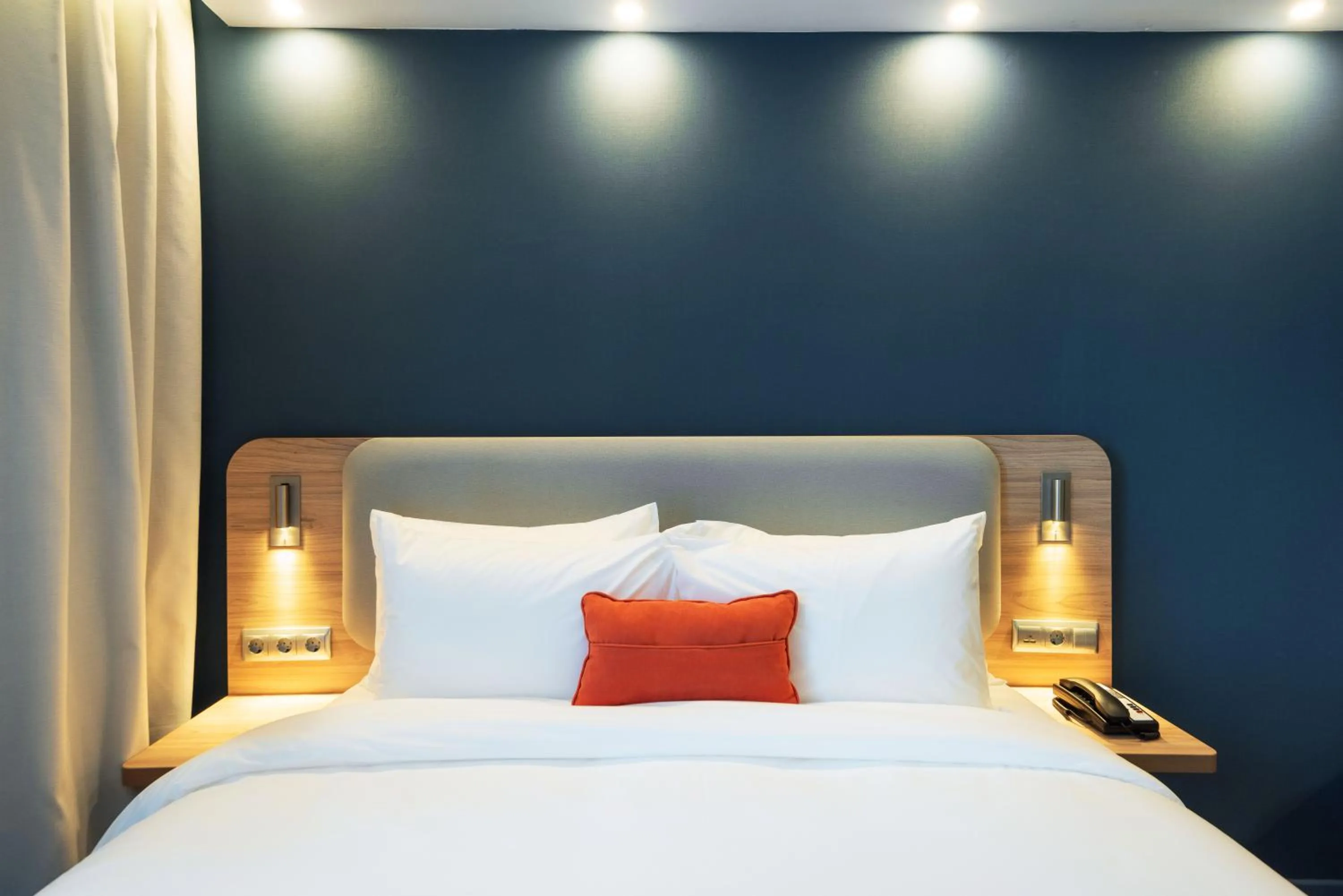 Bed in Holiday Inn Express - Astana - Turan by IHG