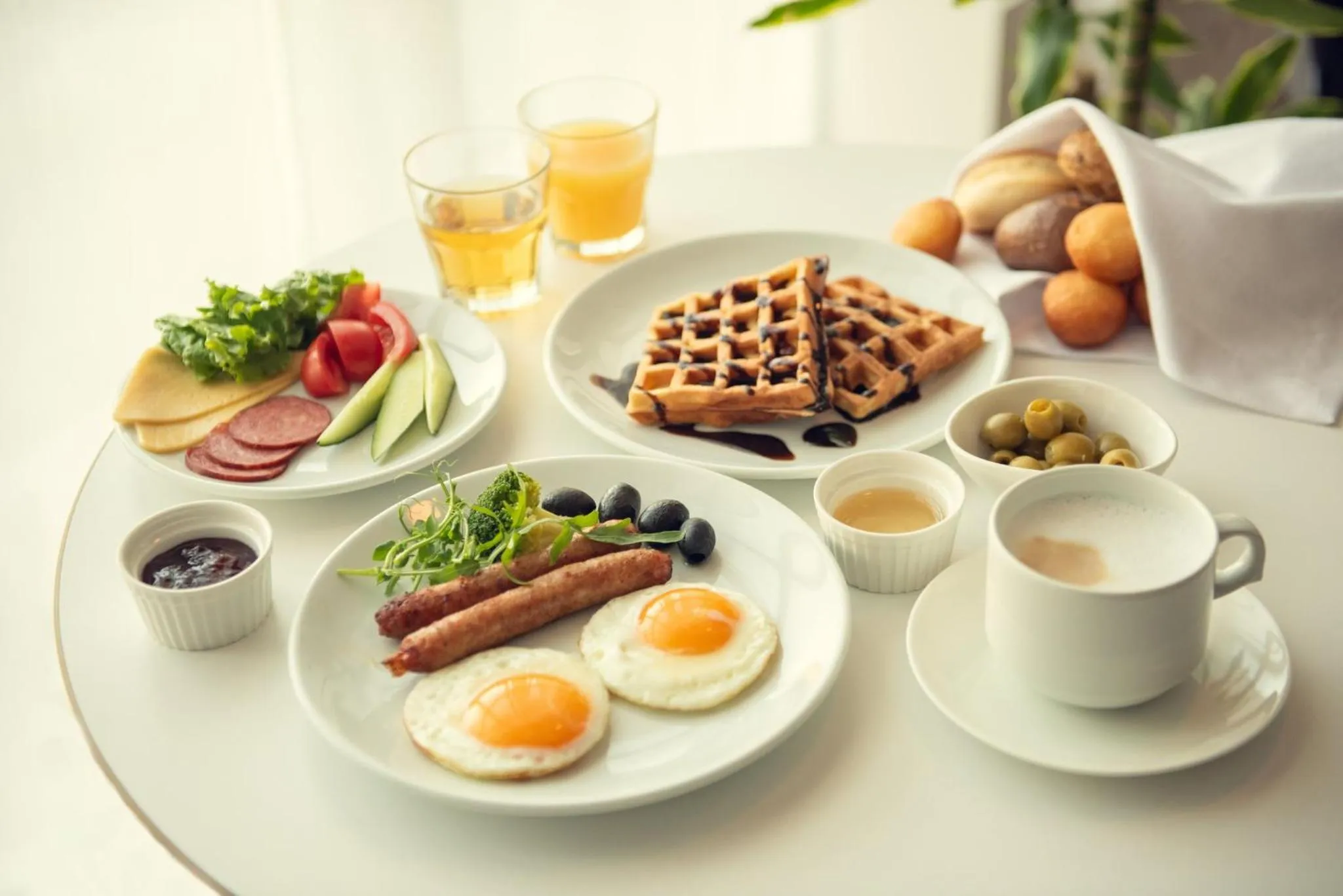 Breakfast in Holiday Inn Express - Astana - Turan by IHG