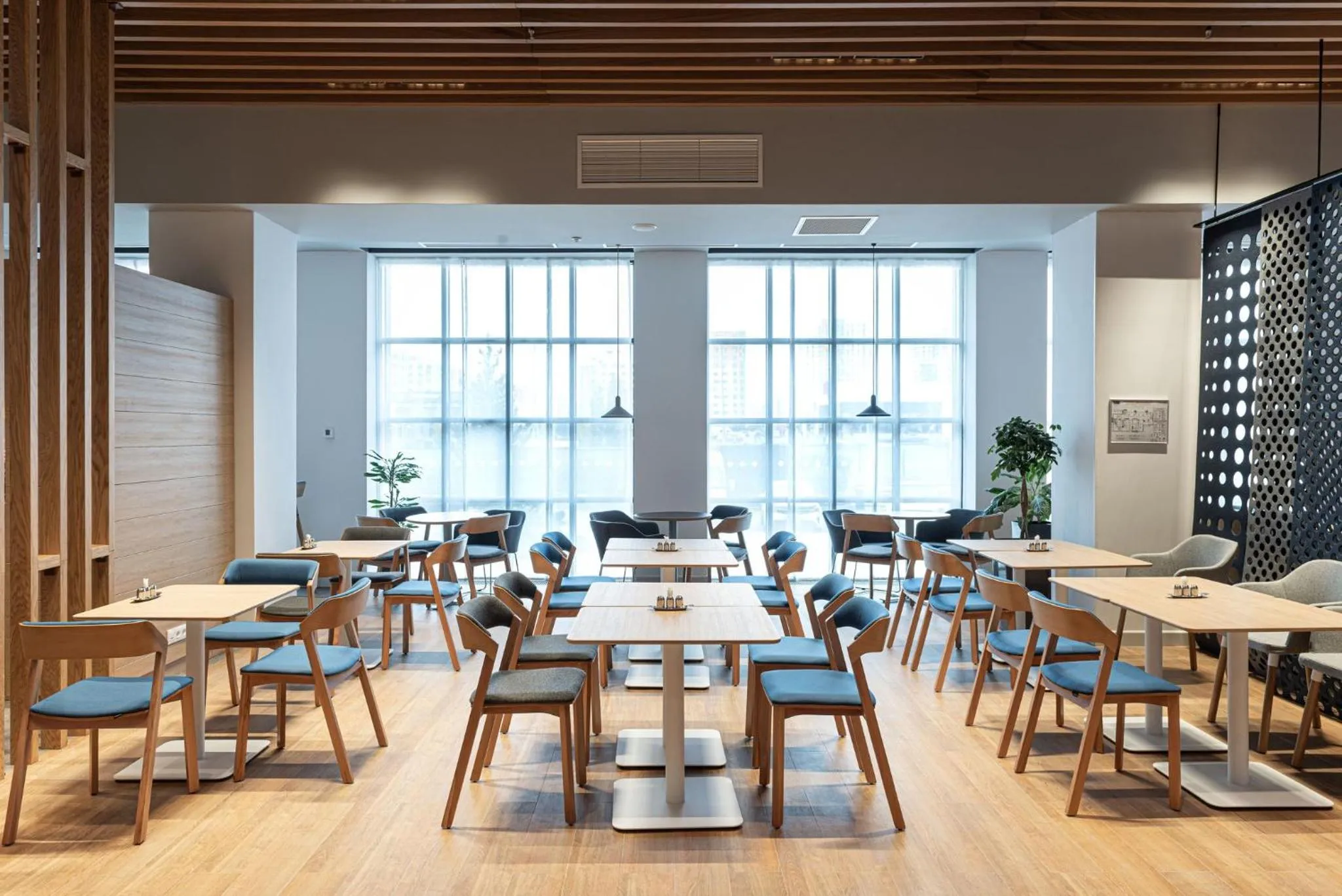 Breakfast in Holiday Inn Express - Astana - Turan by IHG