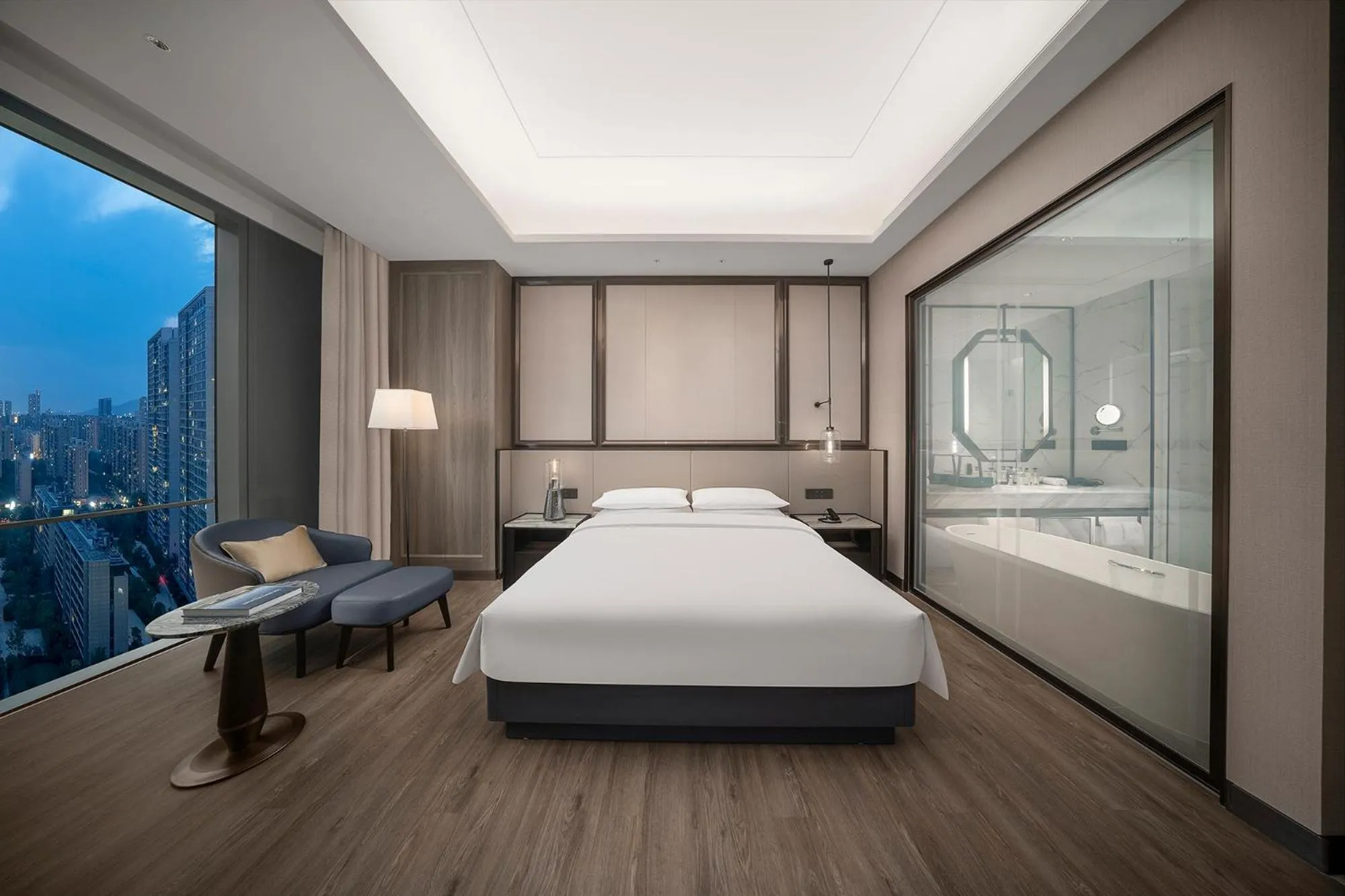 Bedroom, Bed in Crowne Plaza Hangzhou Linping by IHG