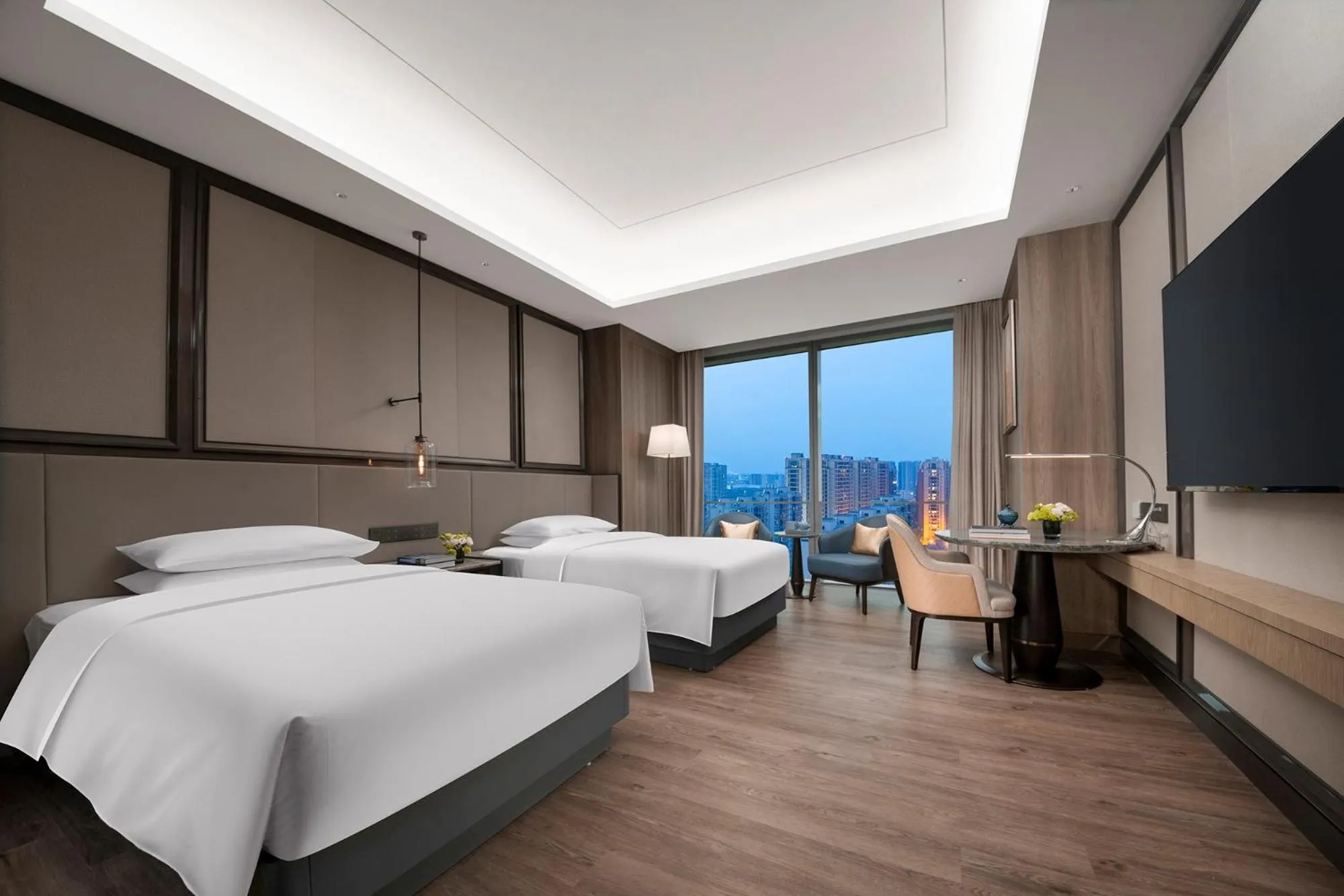 Bedroom, Bed in Crowne Plaza Hangzhou Linping by IHG
