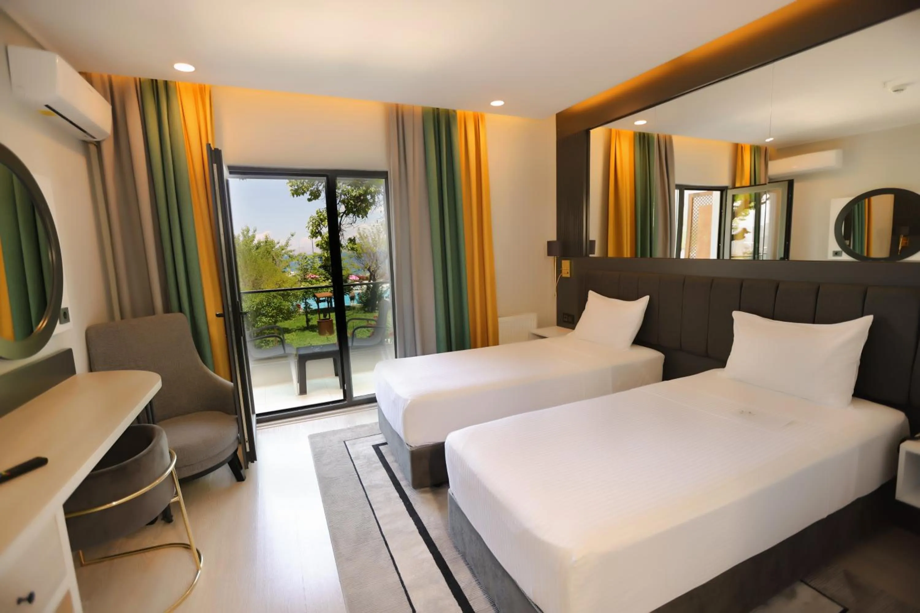 Bed in Dedeman Van Resort & Aquapark