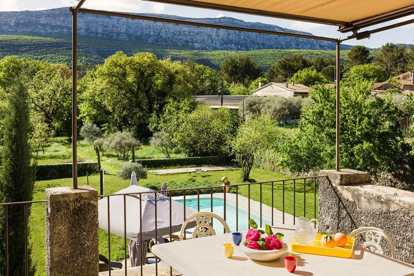 Day in La Grande Maison De Nans