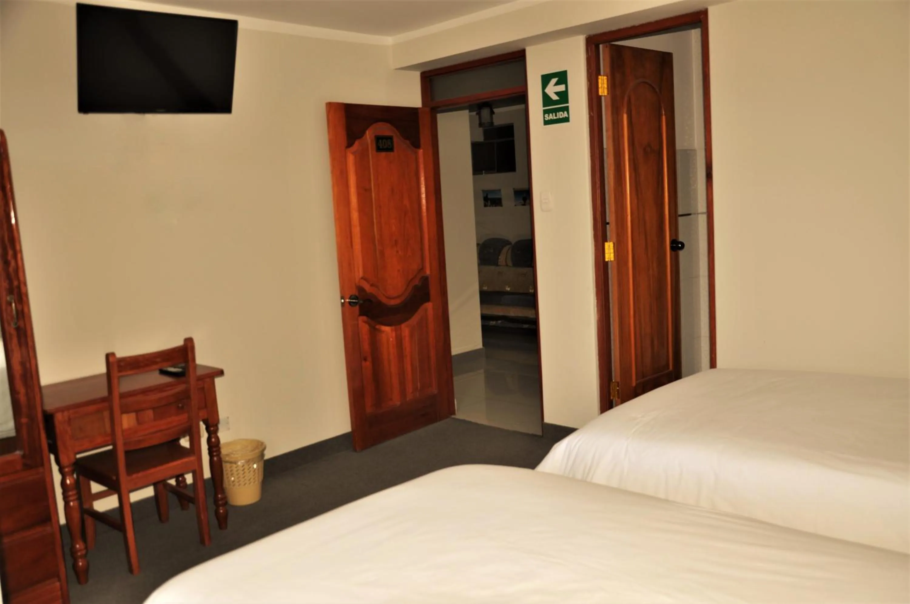 Photo of the whole room in CESAR'S HOTEL PERU