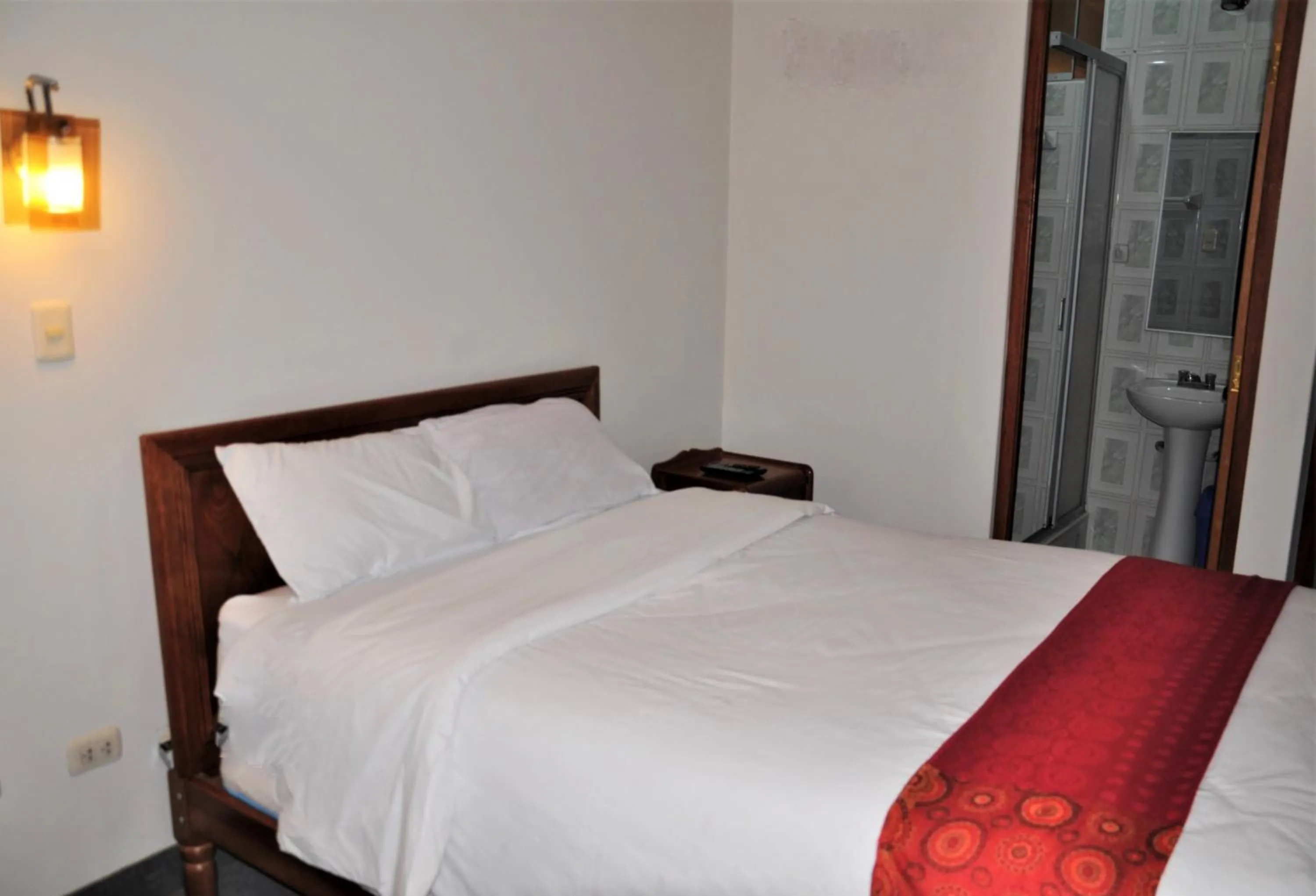 Photo of the whole room in CESAR'S HOTEL PERU