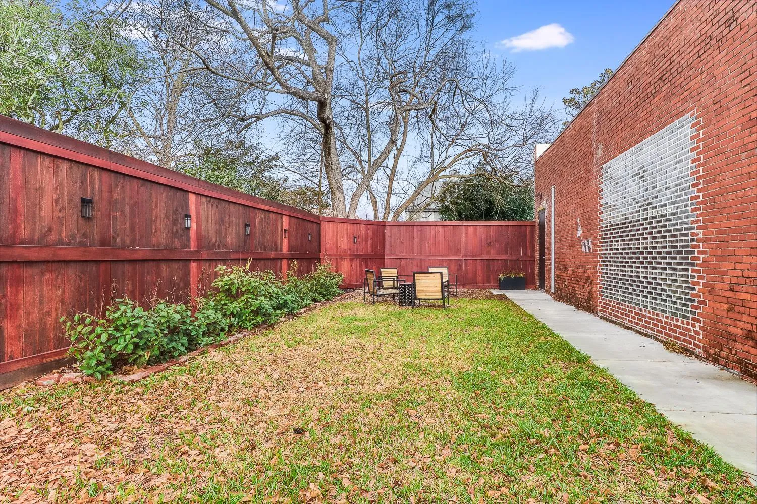 Garden in The Cypress Flats