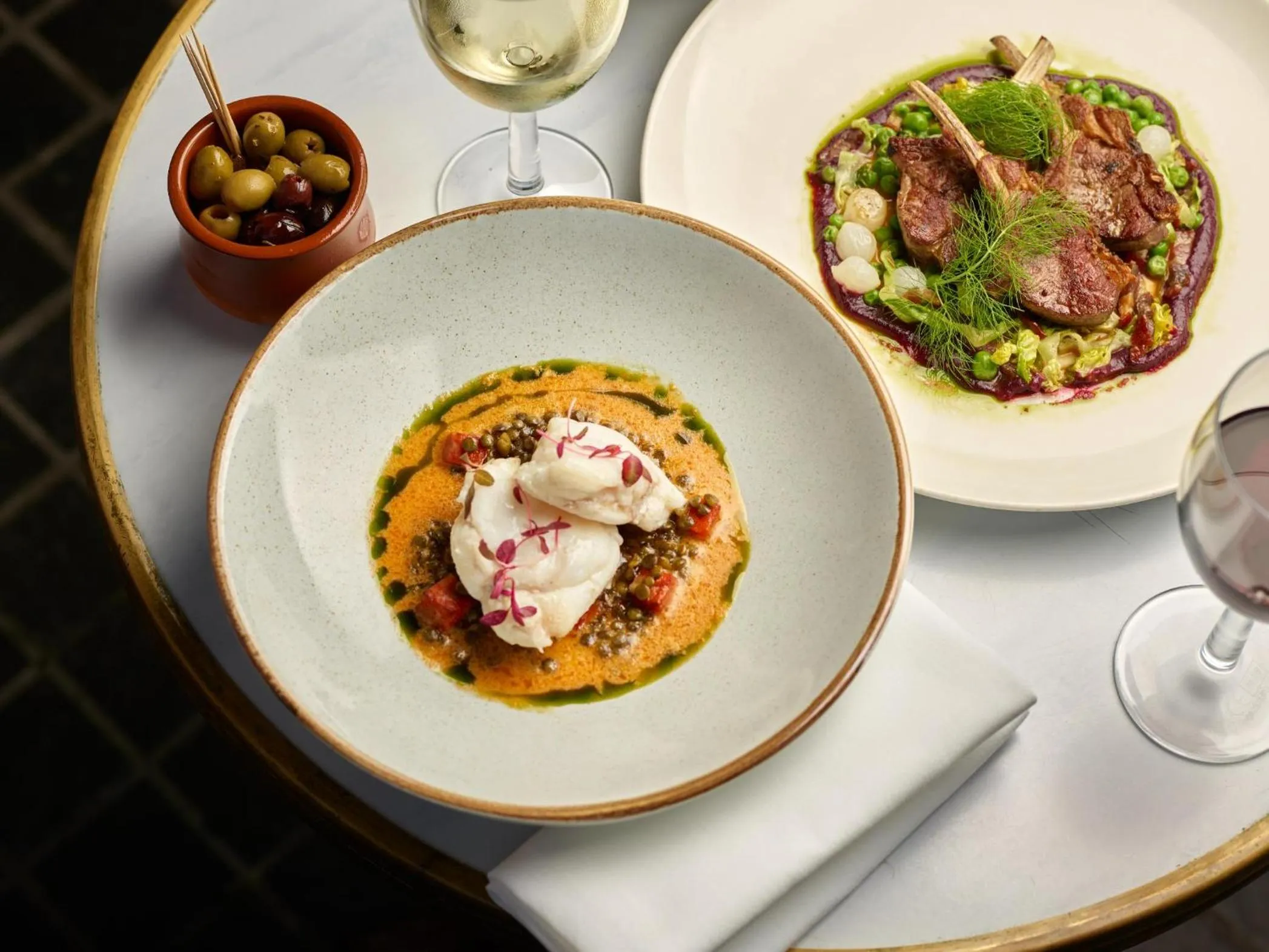 Restaurant/places to eat in Careys Manor Hotel & SenSpa