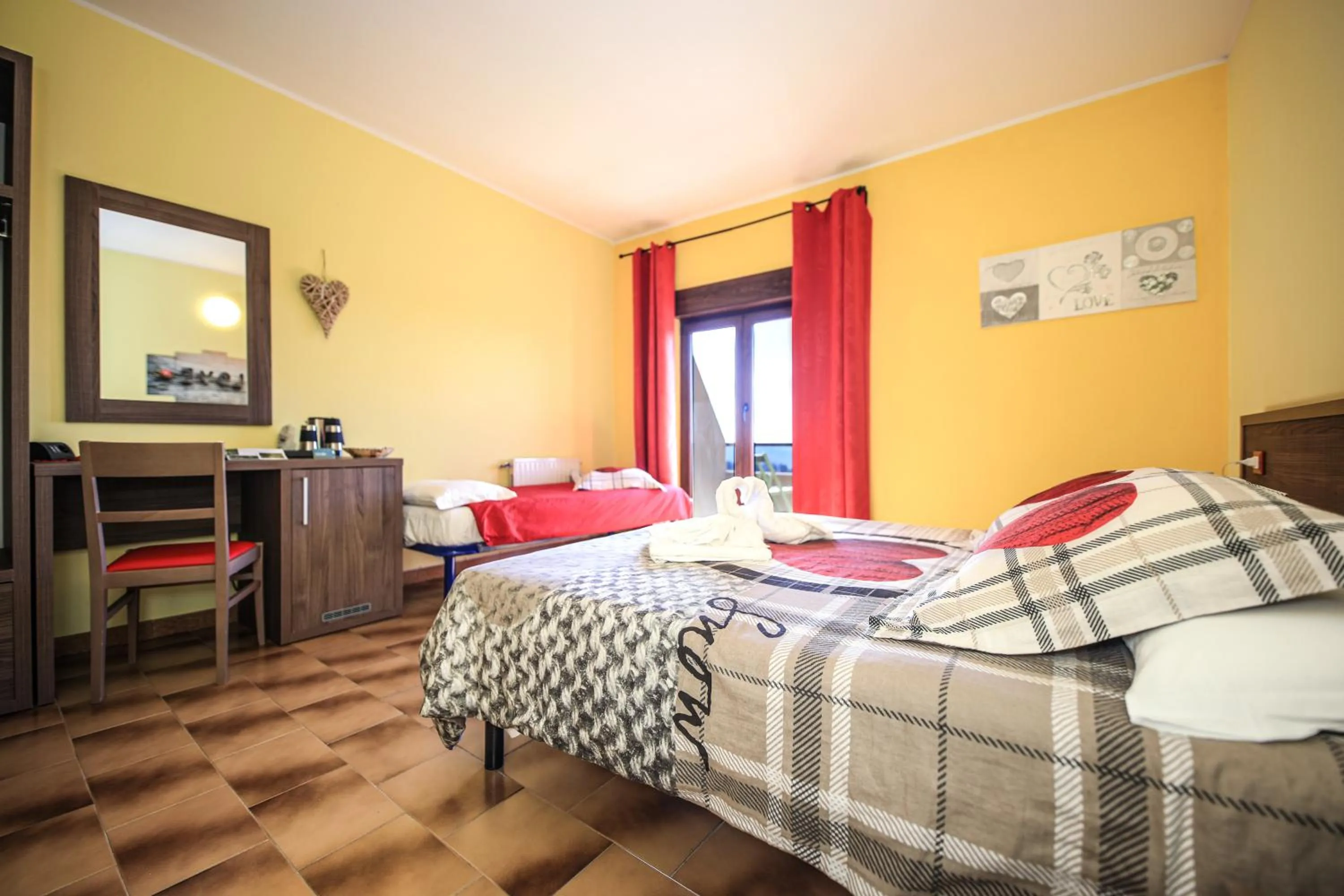 Bed in Hotel Miramonti Seulo Turismo Rurale