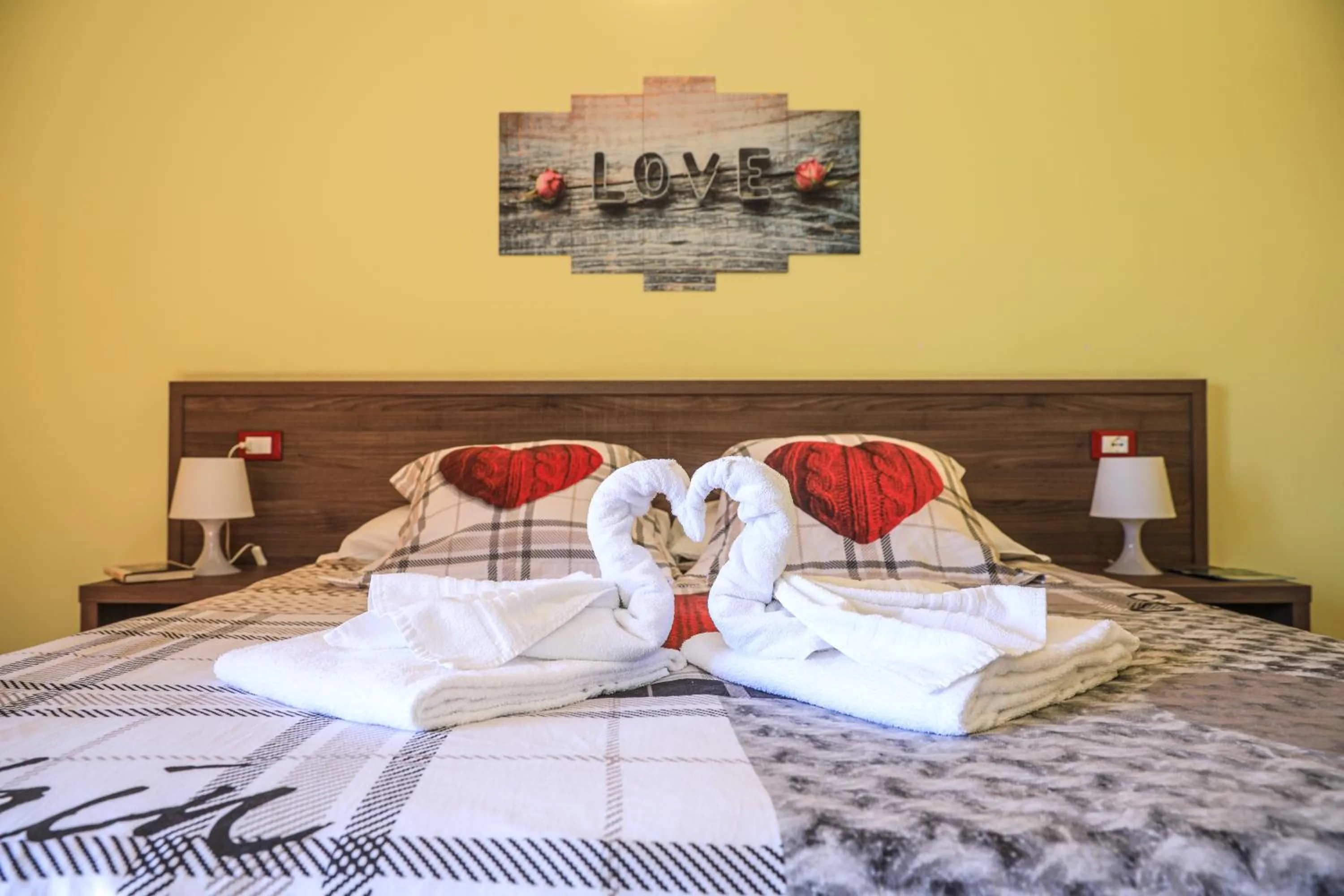 Bed in Hotel Miramonti Seulo Turismo Rurale