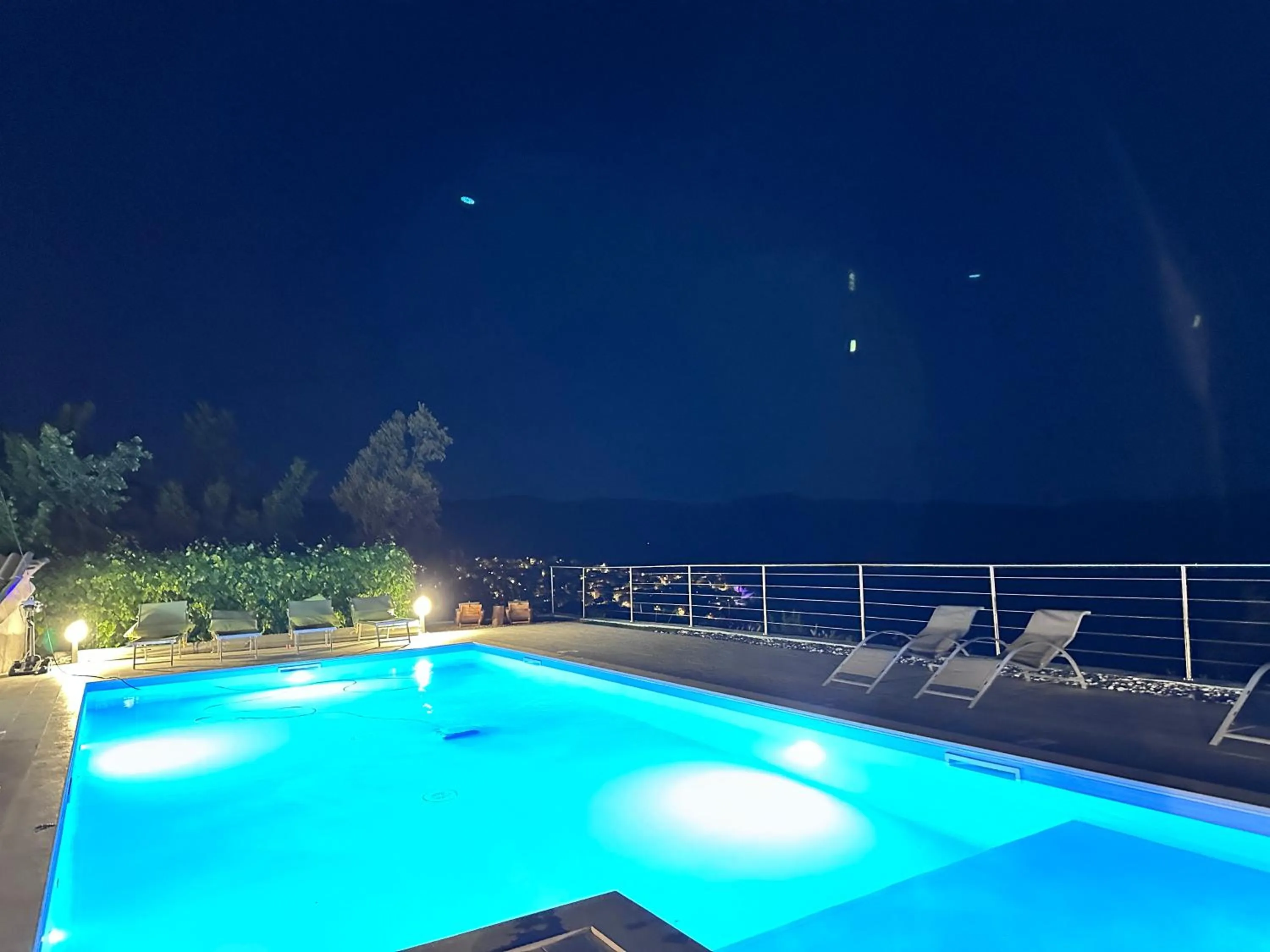 Swimming pool in Hotel Miramonti Seulo Turismo Rurale