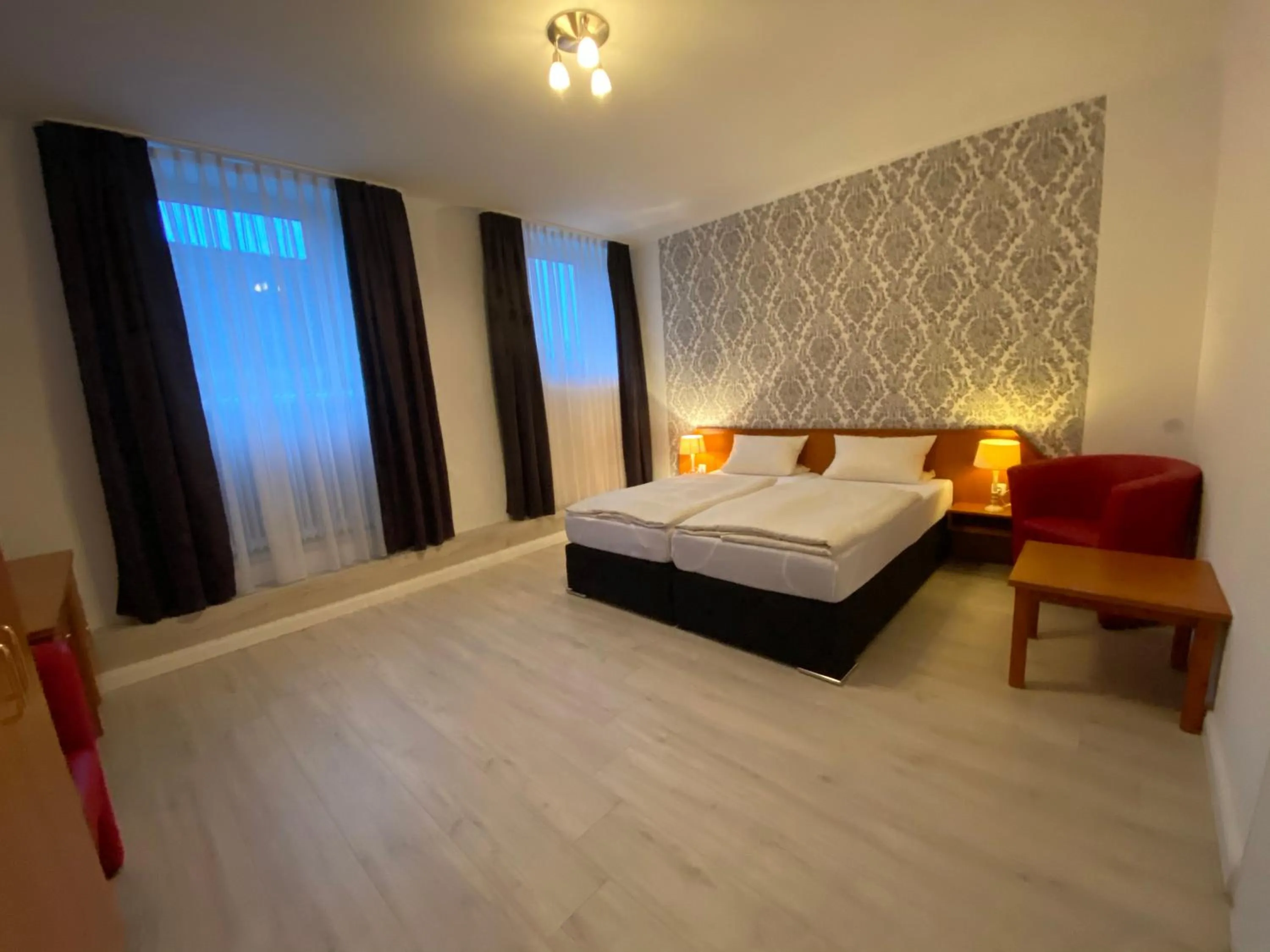 Photo of the whole room, Bed in Hotel Diele