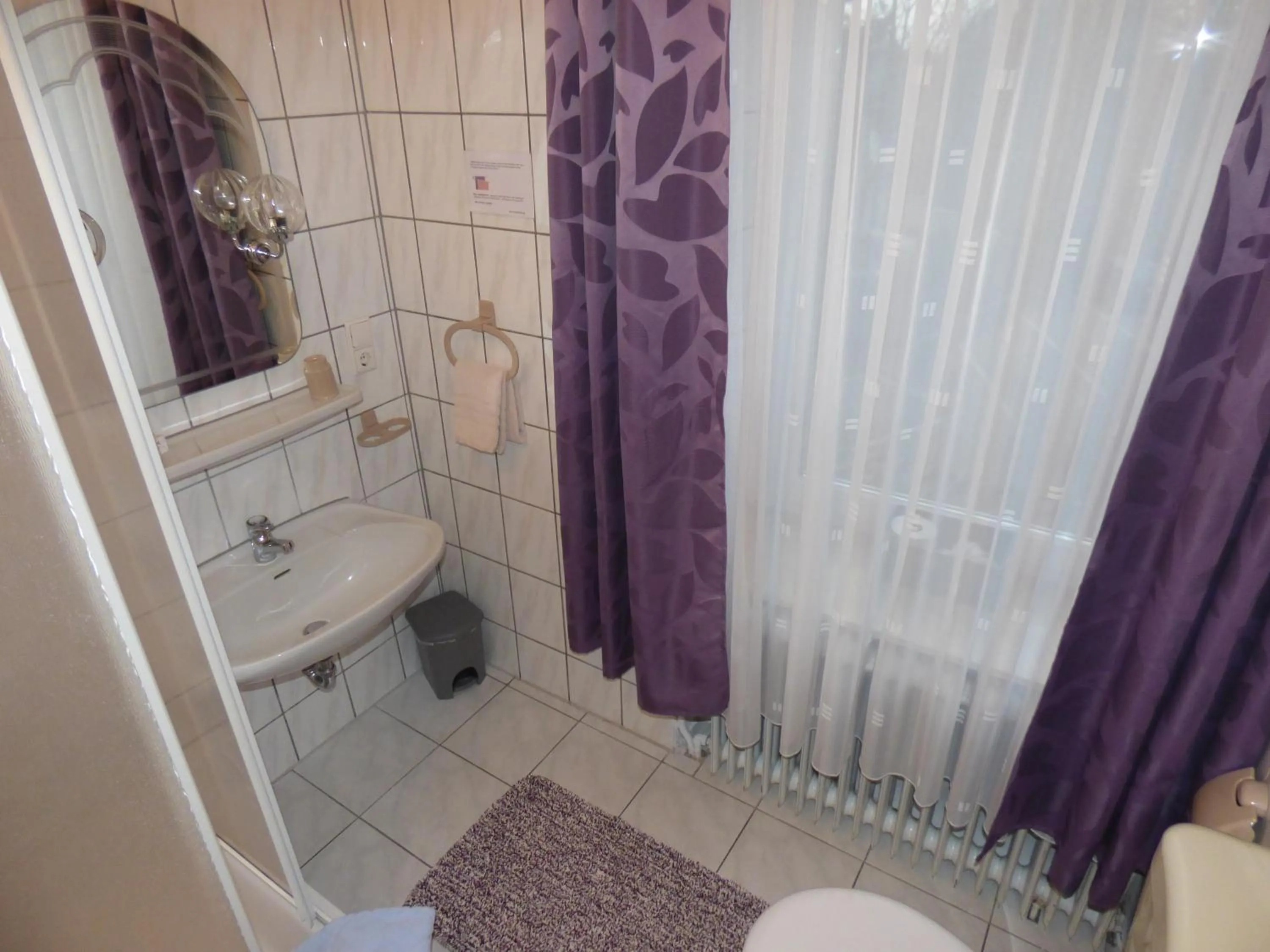 Bathroom in Hotel Diele