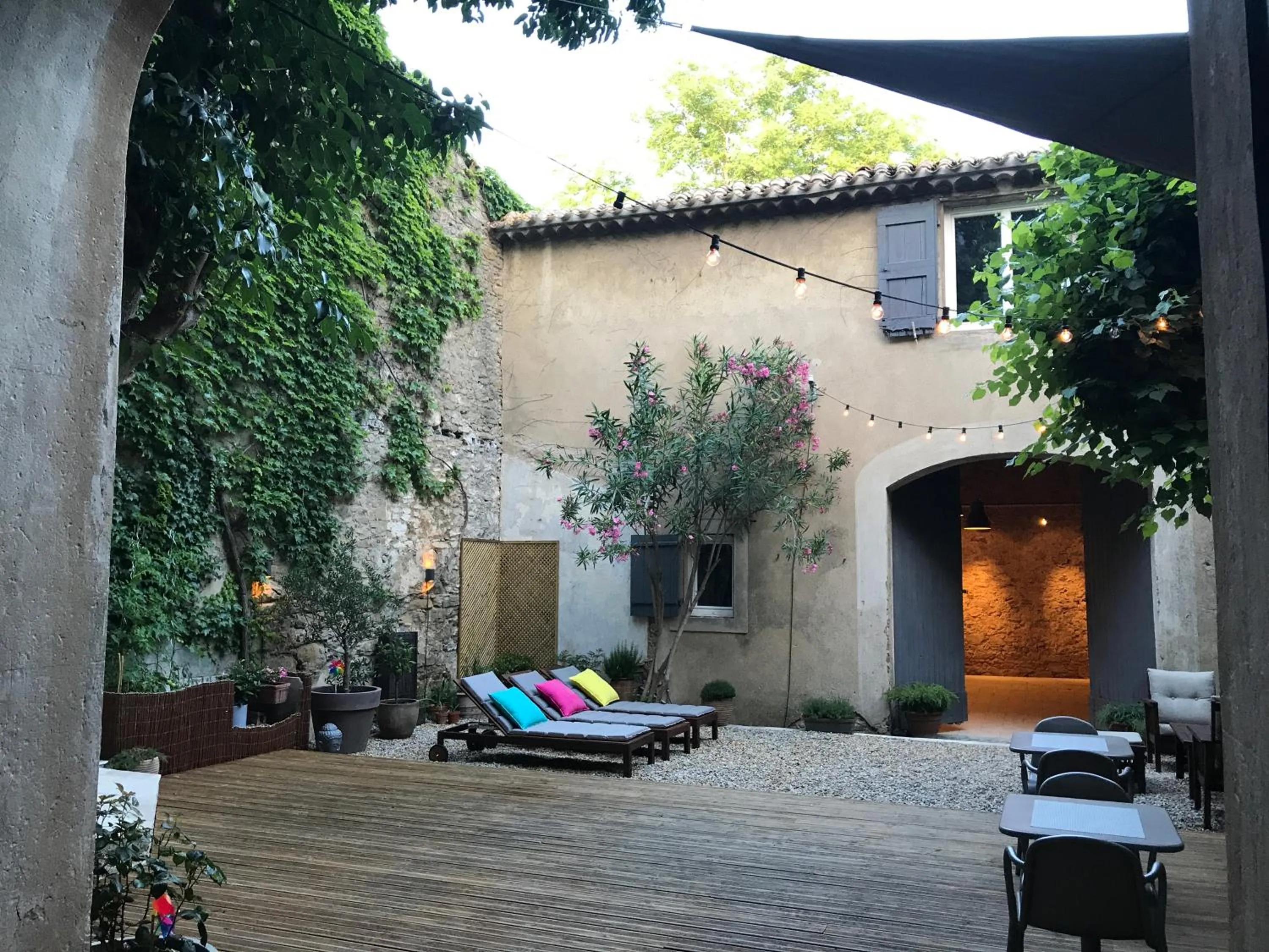 Garden in Le Voyageur - Chambres d'Hôtes