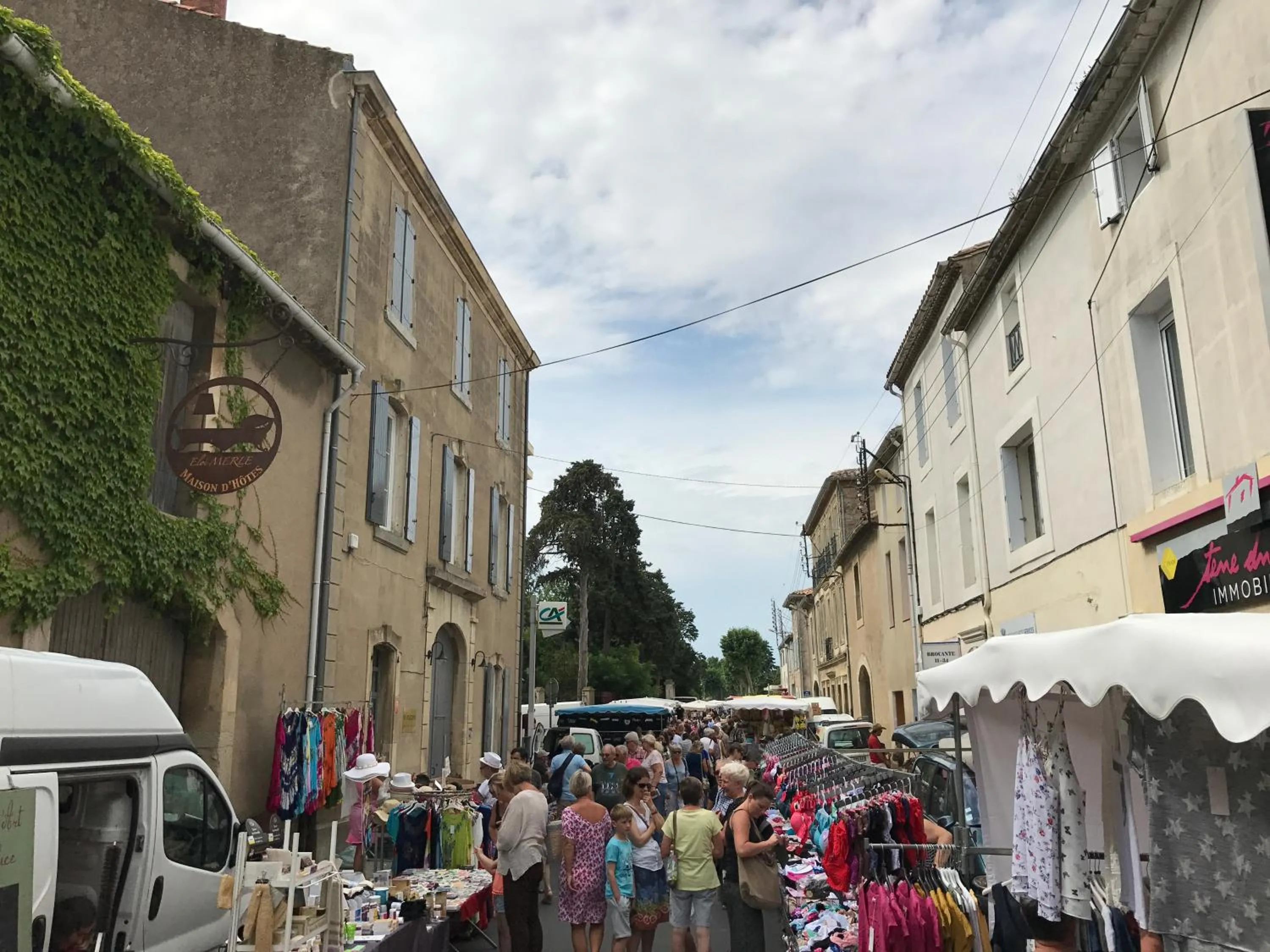 Street view in Le Voyageur - Chambres d'Hôtes