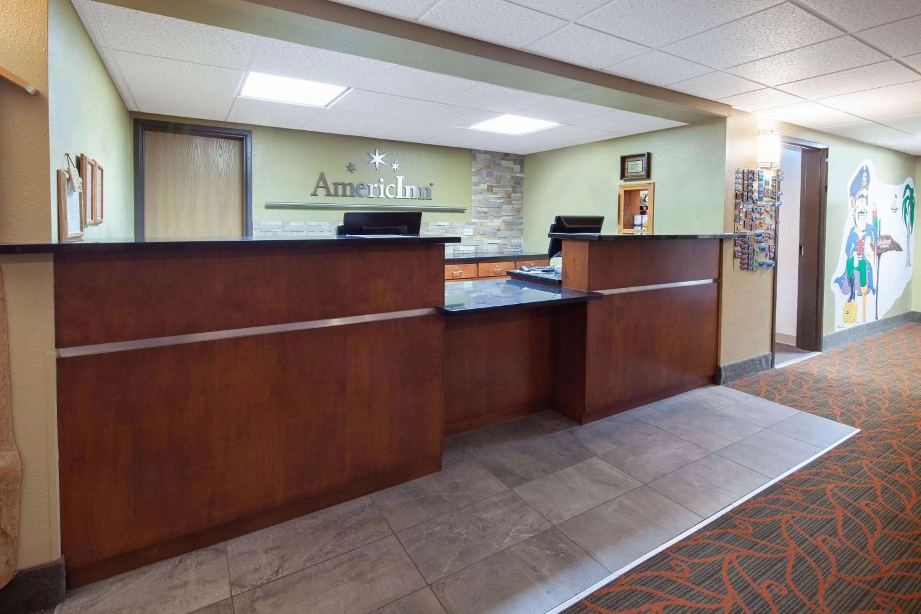 Lobby or reception in AmericInn by Wyndham Ashland