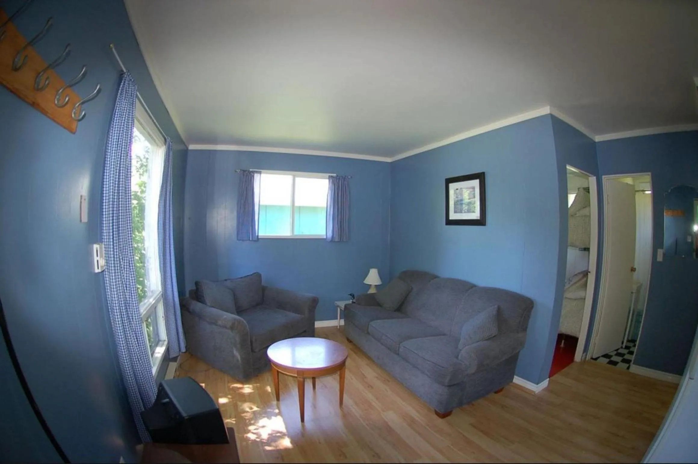 Living room in Muskoka Shores Cottages