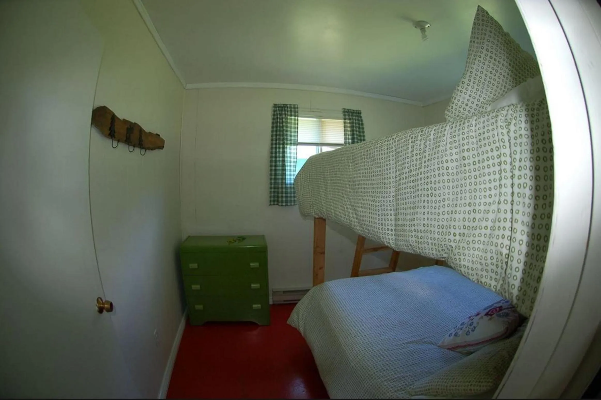 Bedroom, Bed in Muskoka Shores Cottages
