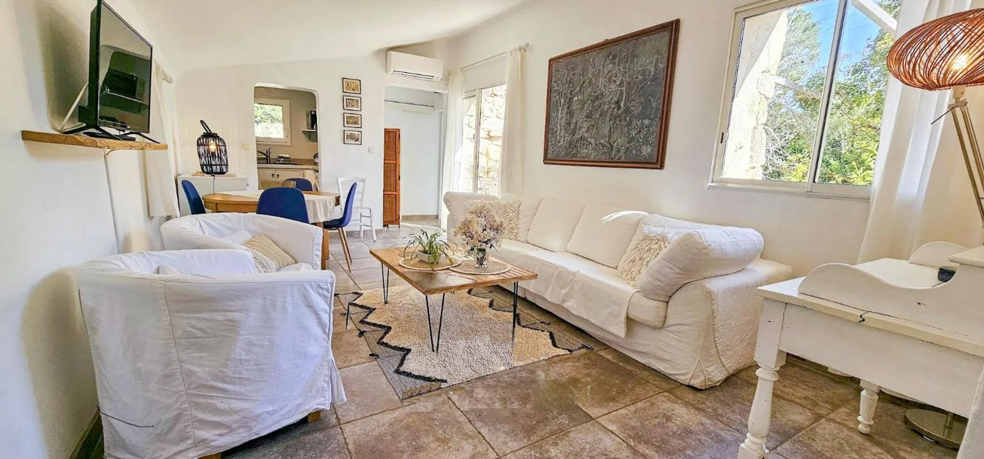 Living room in Salvacintoggio -Votre Villa avec Piscine Privée-