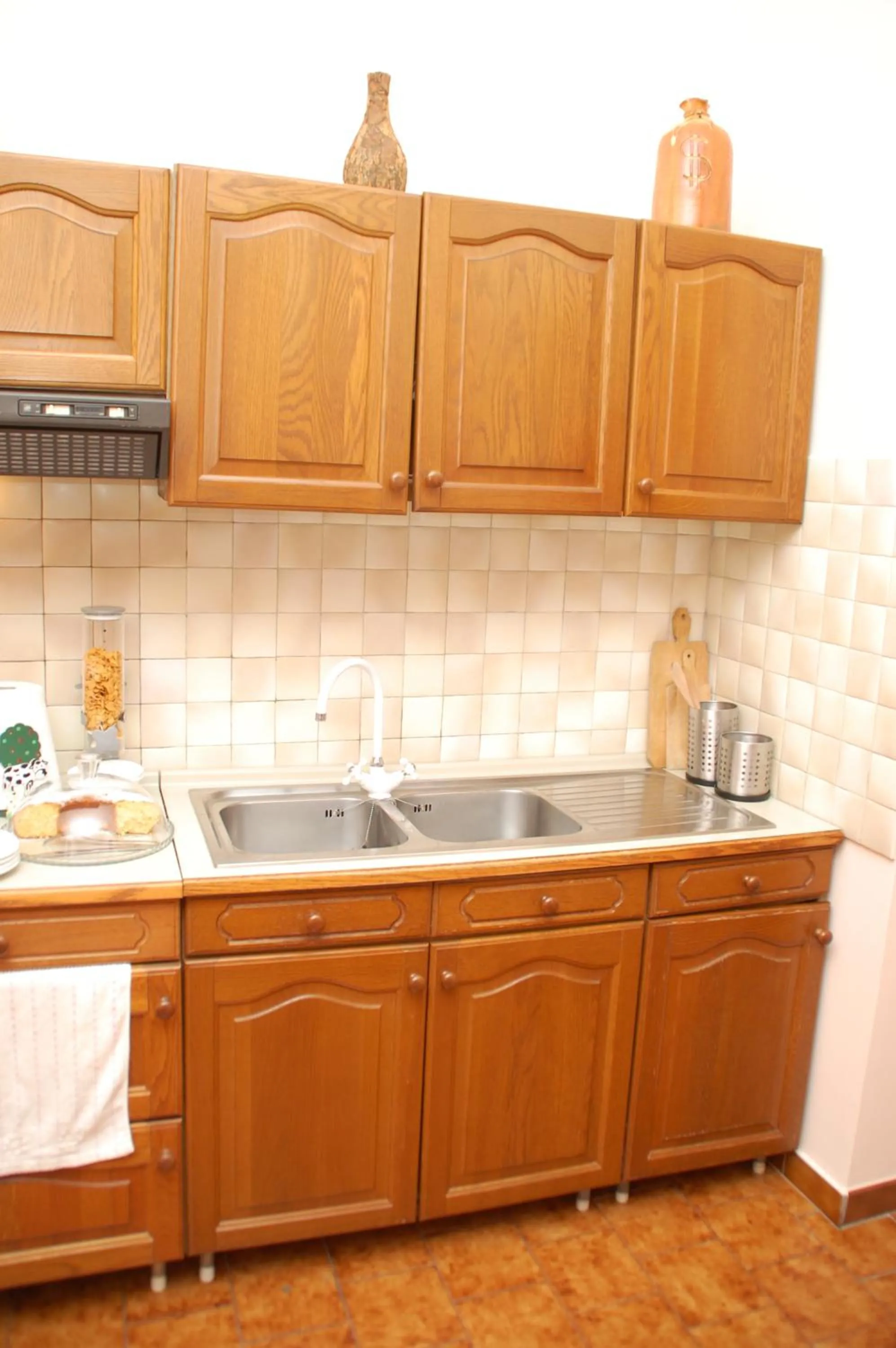 Communal kitchen in B&B Villa Claudia