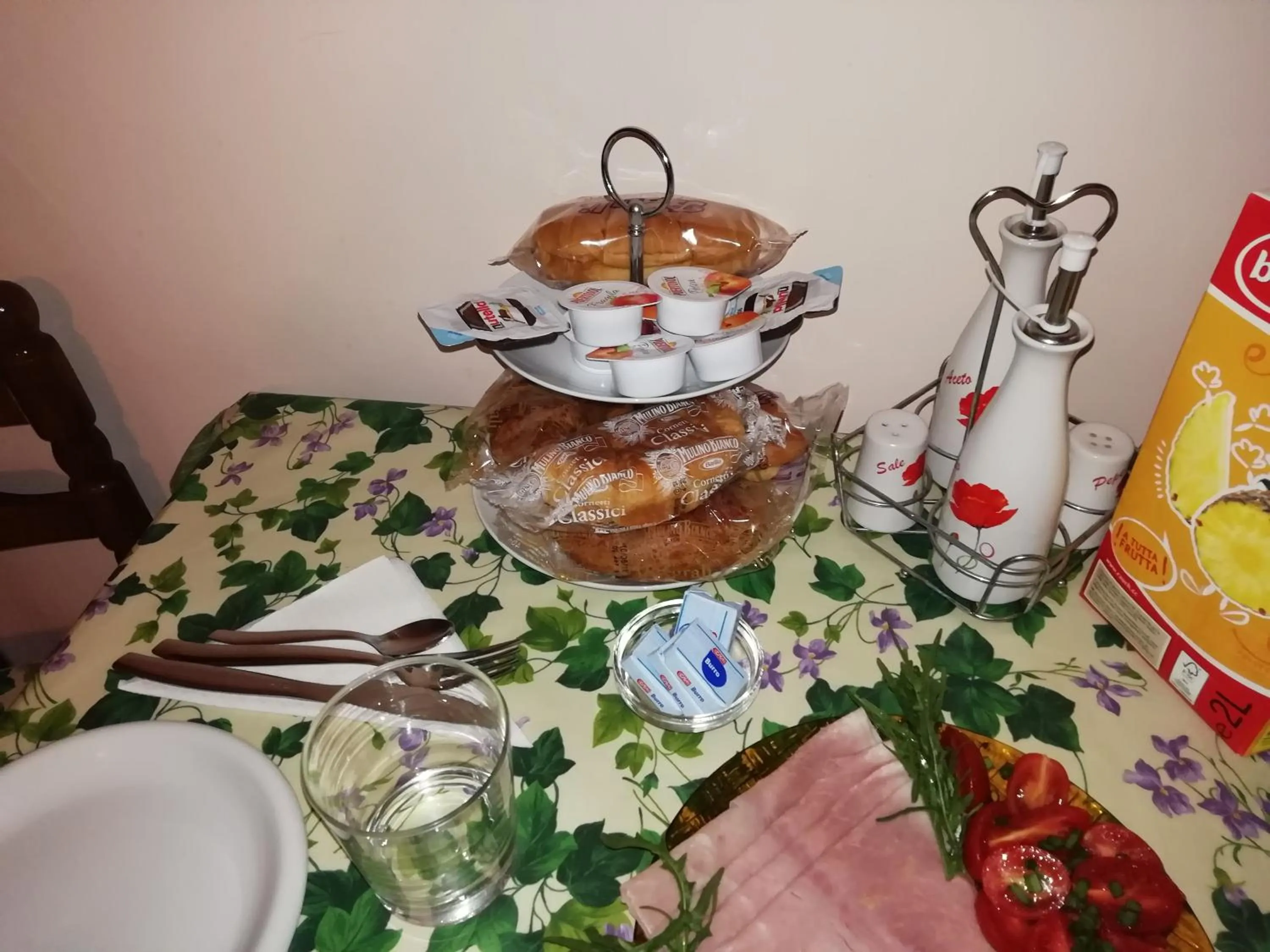 Food and drinks in B&B Villa Claudia