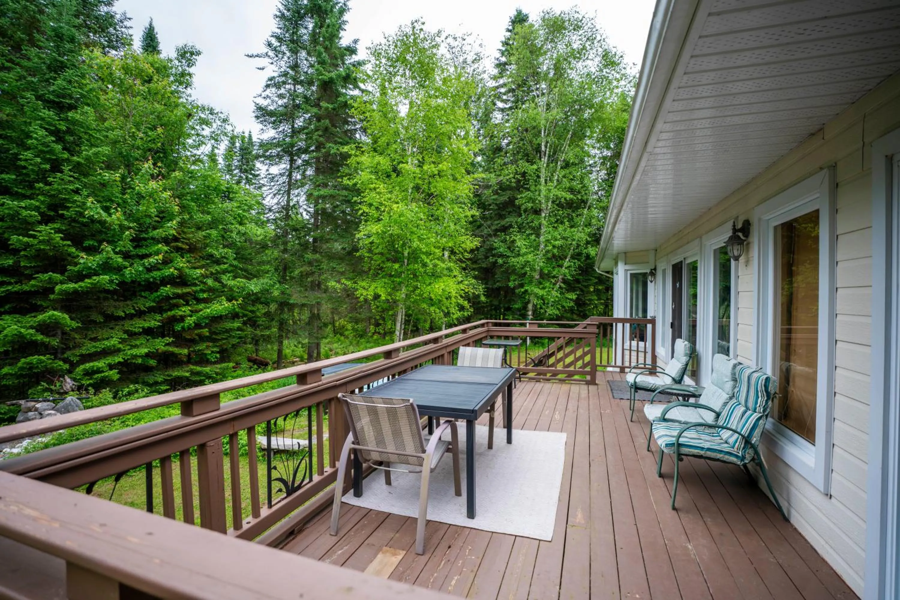 Balcony/Terrace in Gîte Crystal Inn