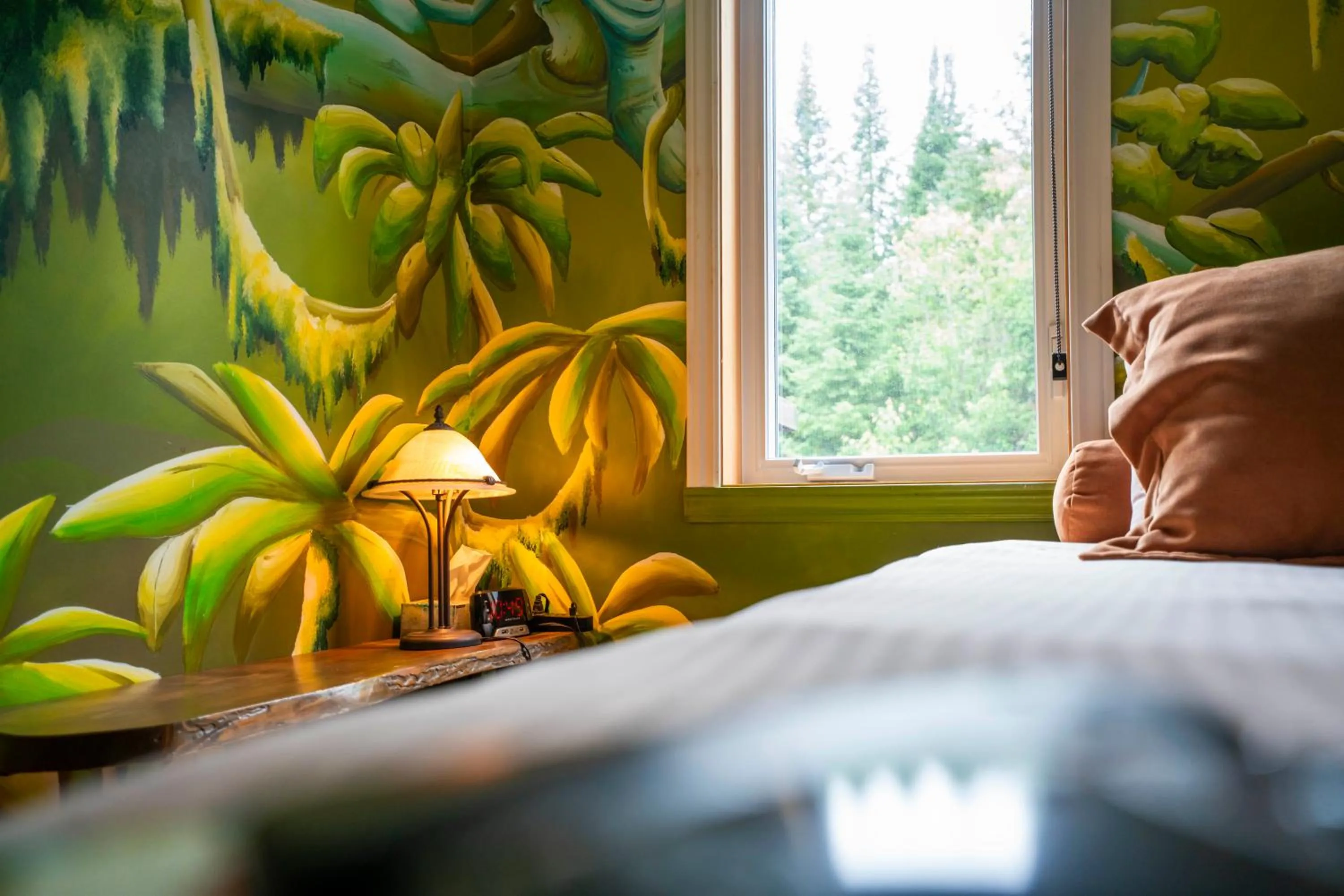 Decorative detail in Gîte Crystal Inn