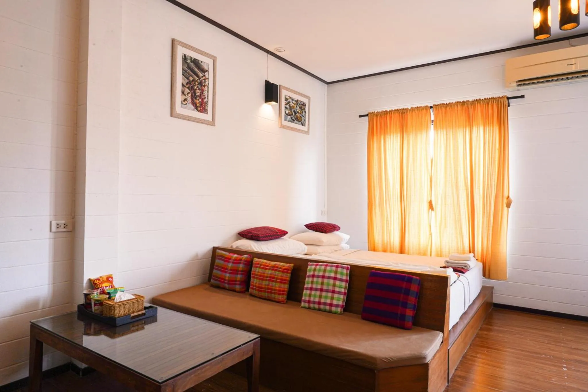 View (from property/room), Bed in Thanicha Resort Amphawa