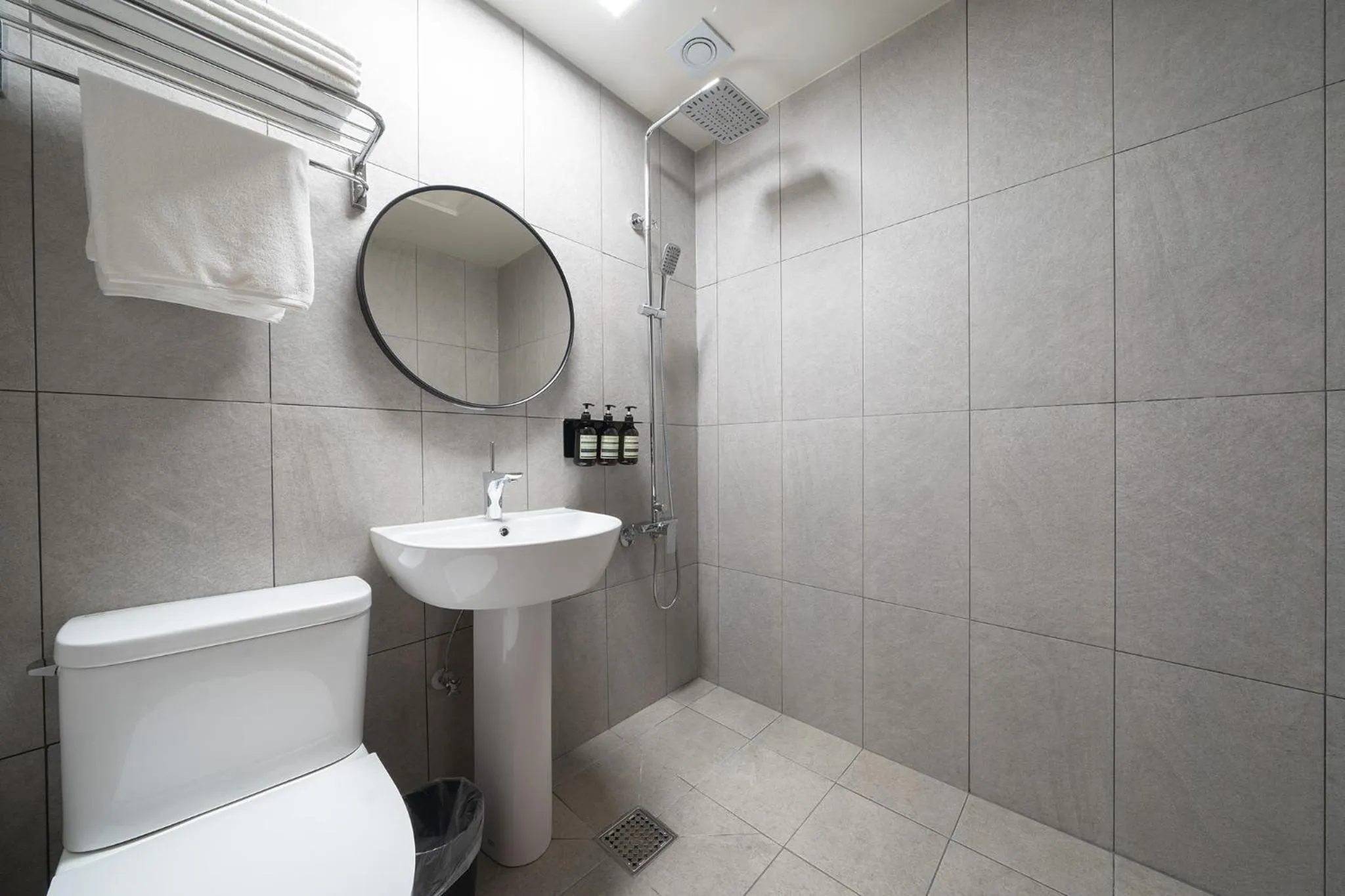 Shower in From H About Hotel Chungju