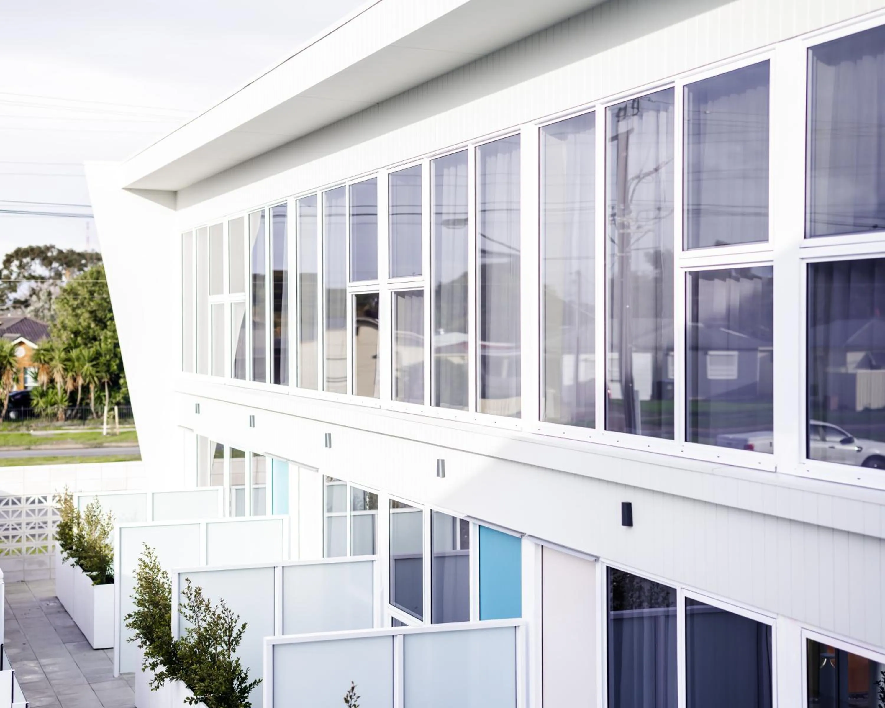 Property building in Peninsula Hotel Motel