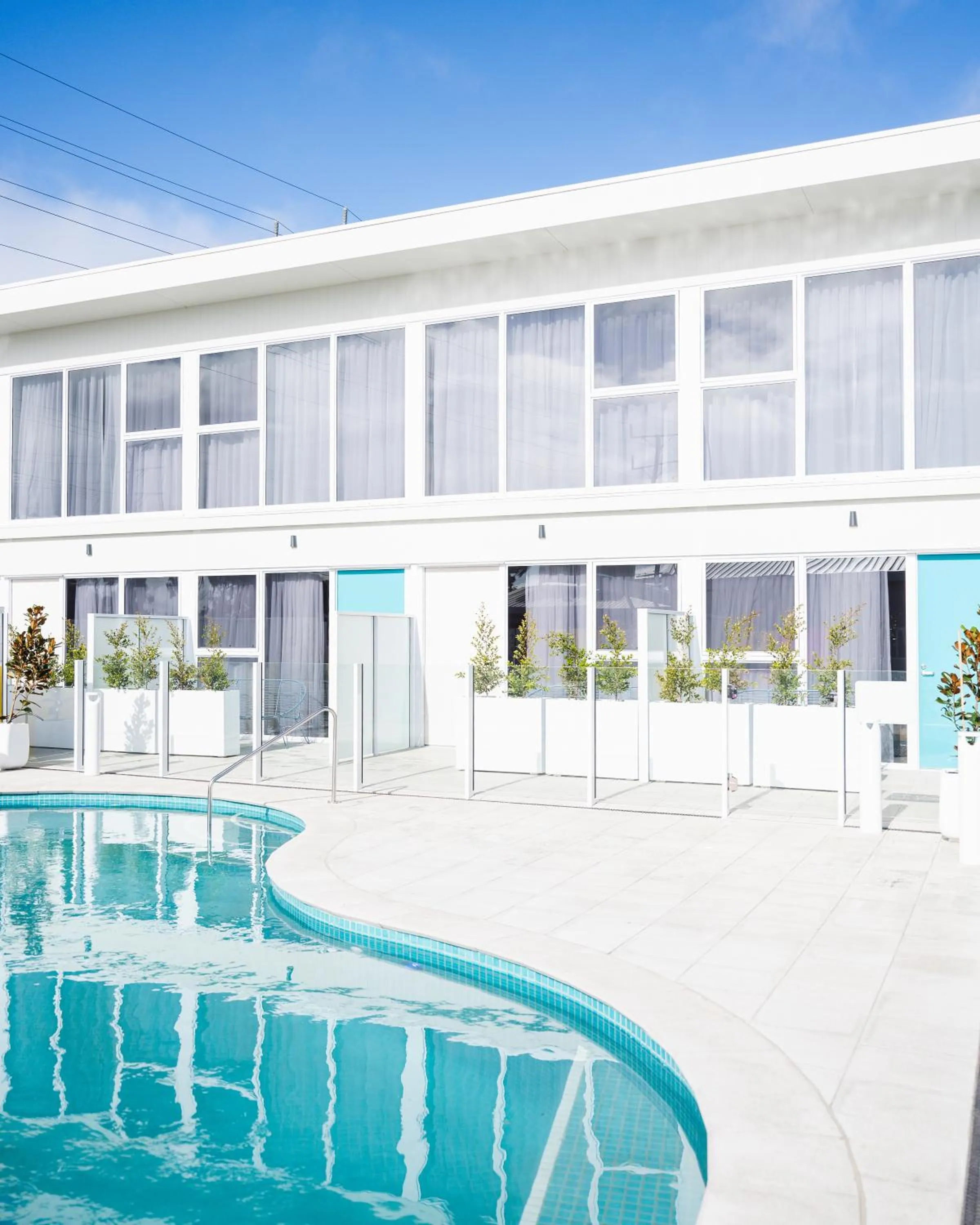 Pool view in Peninsula Hotel Motel