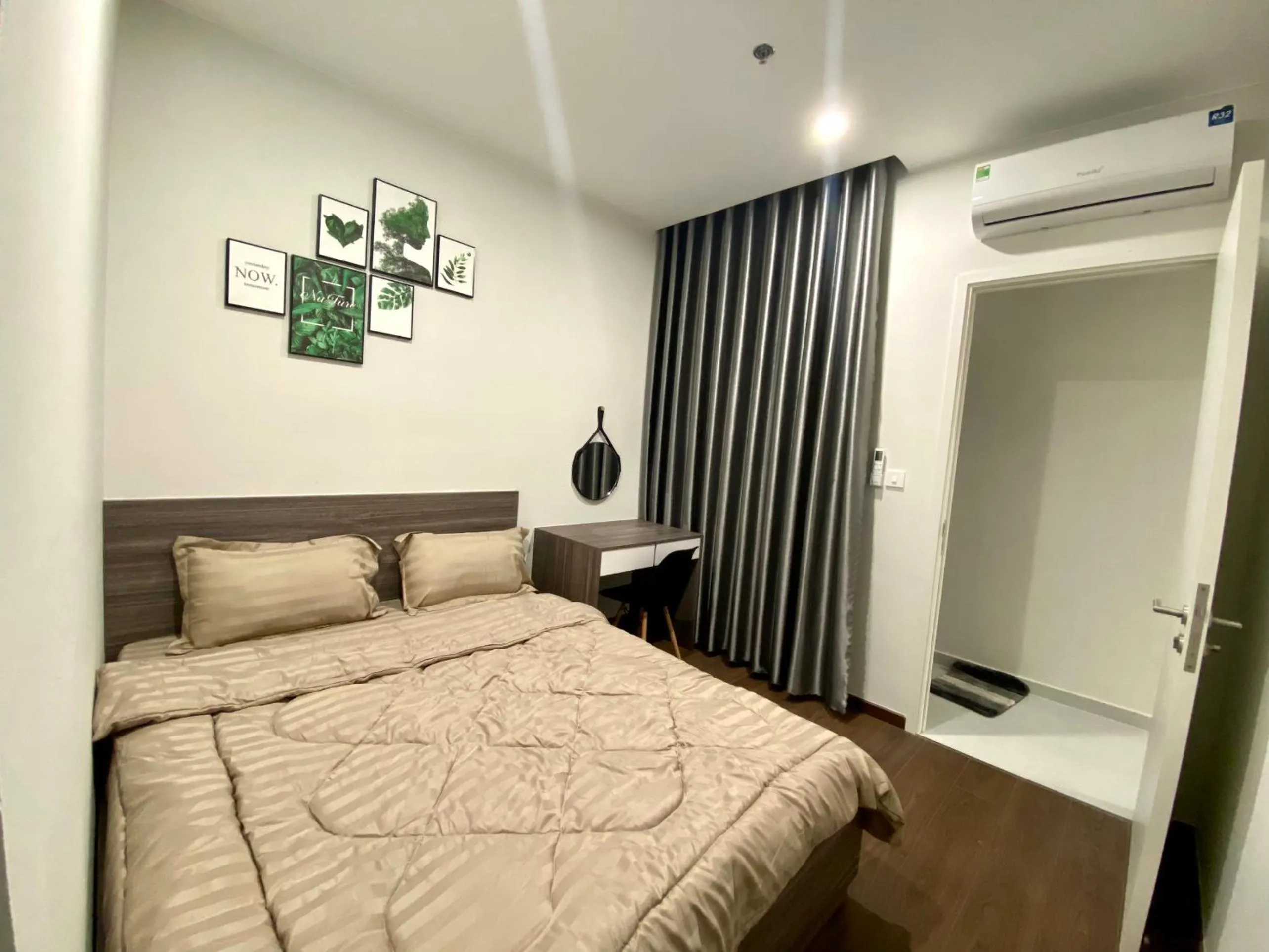 Bedroom, Bed in The Emerald Golf View