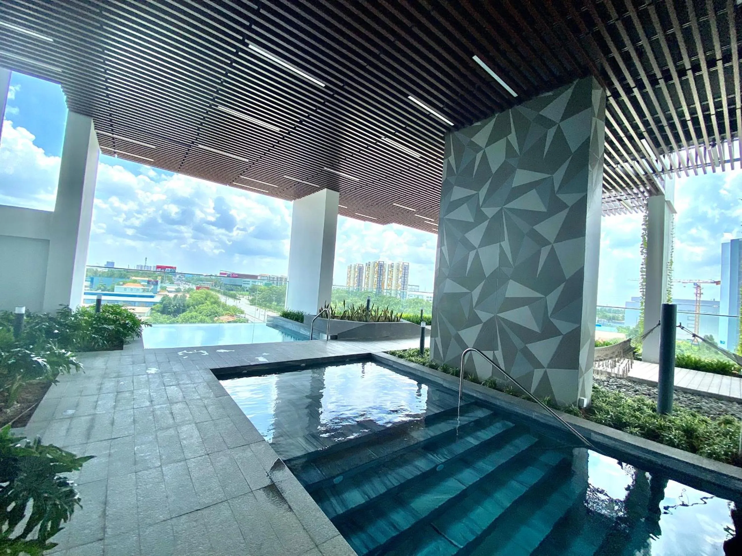 Swimming pool in The Emerald Golf View