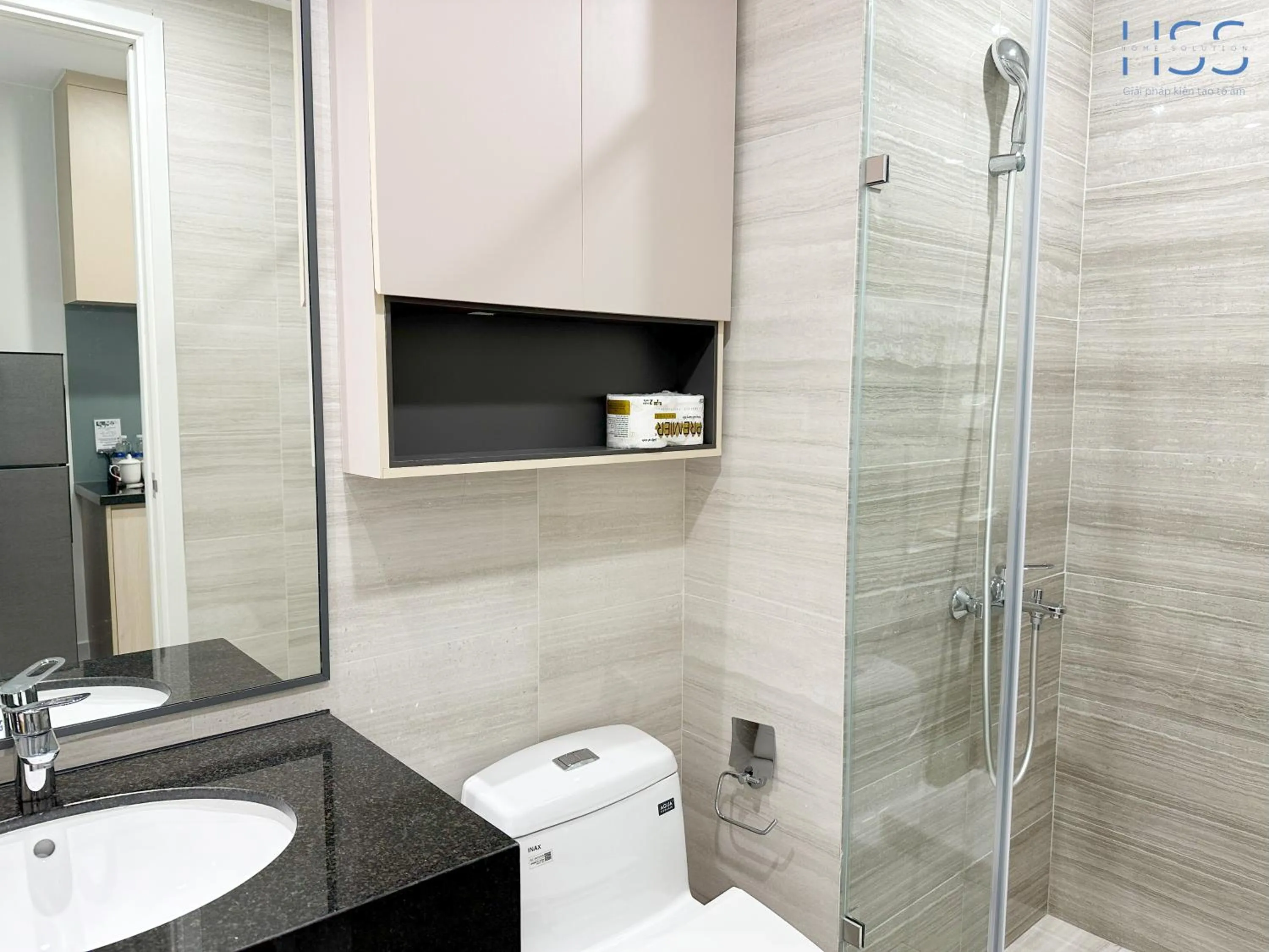 Shower in The Emerald Golf View