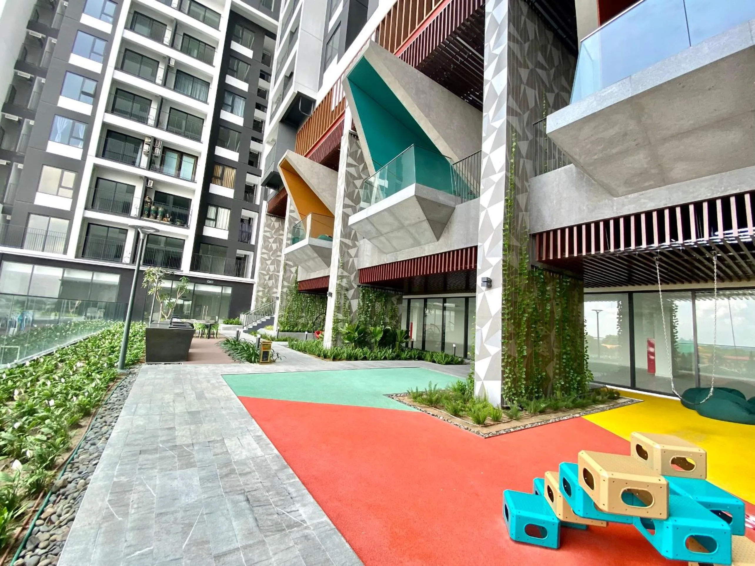 Children play ground in The Emerald Golf View