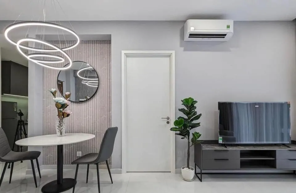 Communal lounge/ TV room in The Emerald Golf View