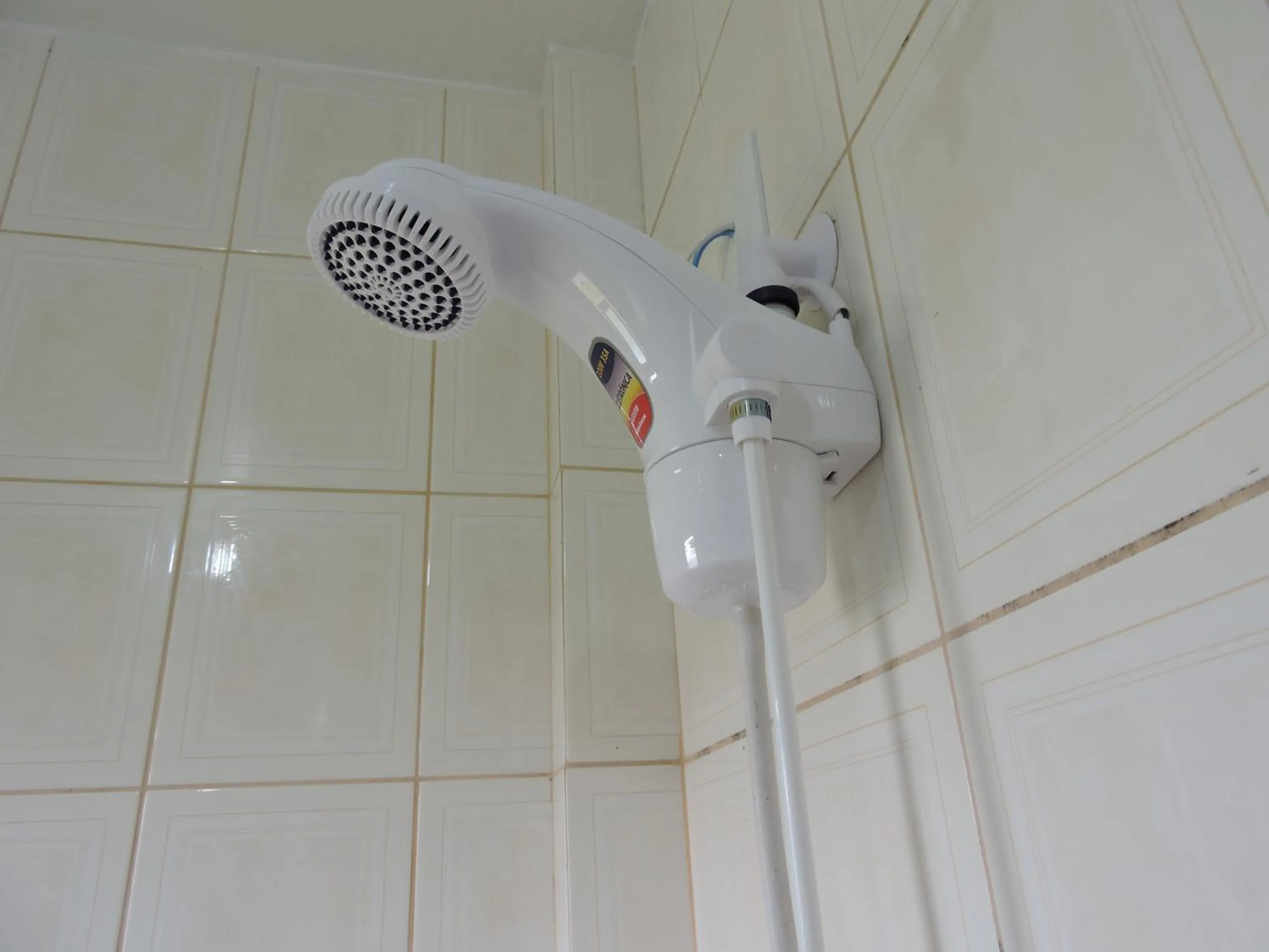 Shower in Castelo da Ilha